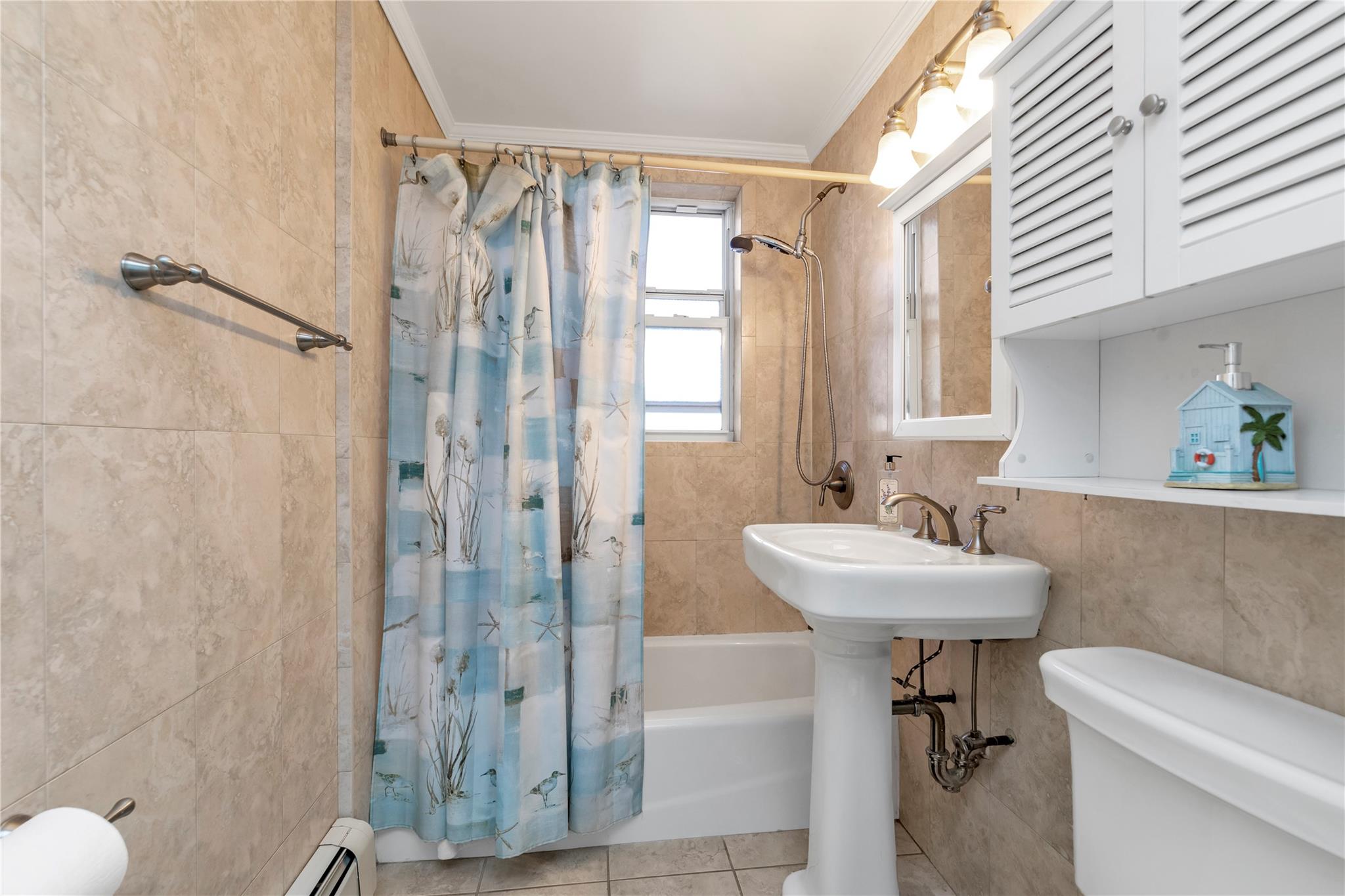 #10 photo, 210 E Broadway, ナッソー郡 Long Beach , NY 11561