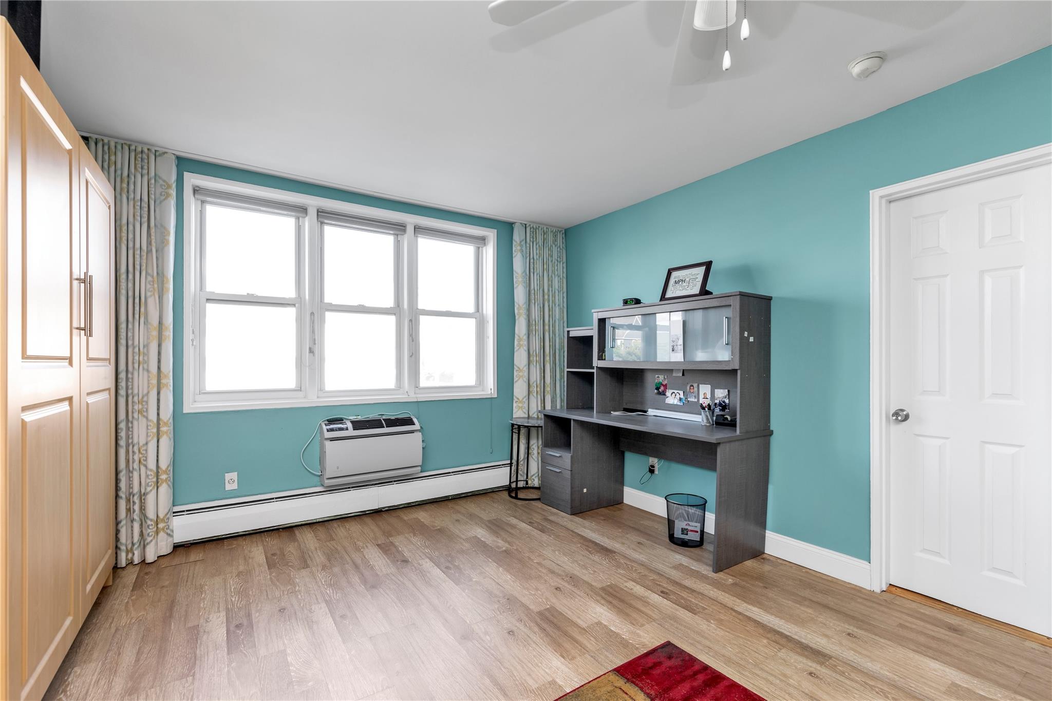 #5 photo, 210 E Broadway, ナッソー郡 Long Beach , NY 11561