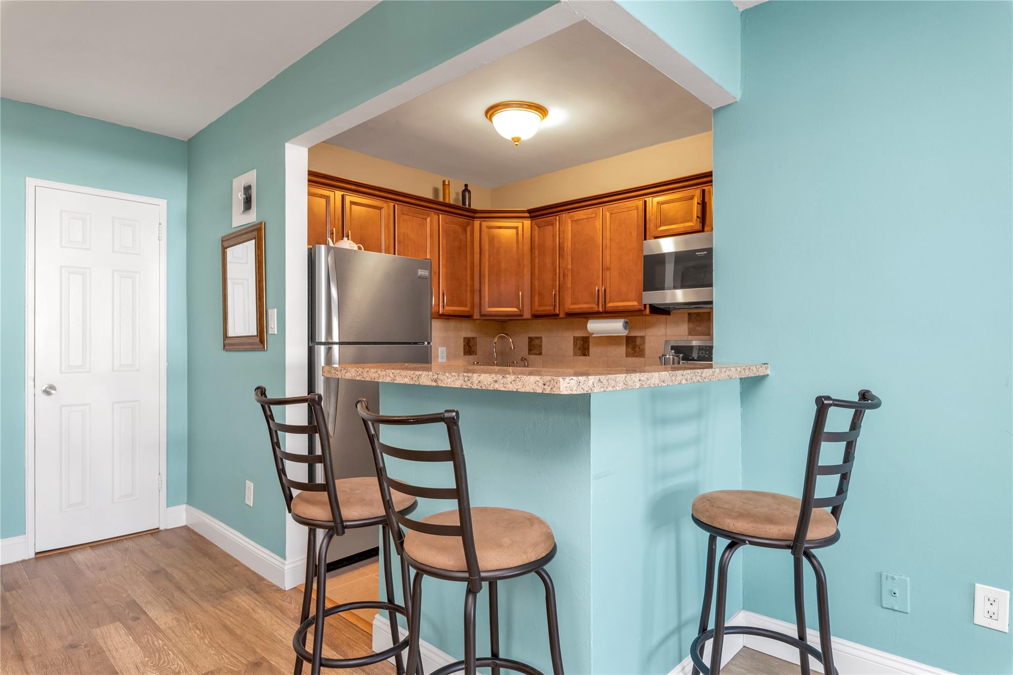 #9 photo, 210 E Broadway, ナッソー郡 Long Beach , NY 11561