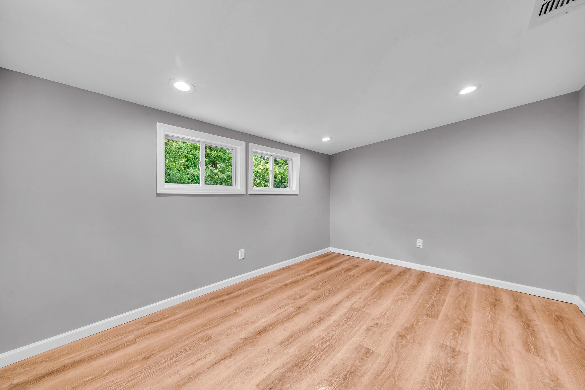 #18 photo, 1090 Brookdale Avenue, 롱 아일랜드 Bay Shore , NY 11706