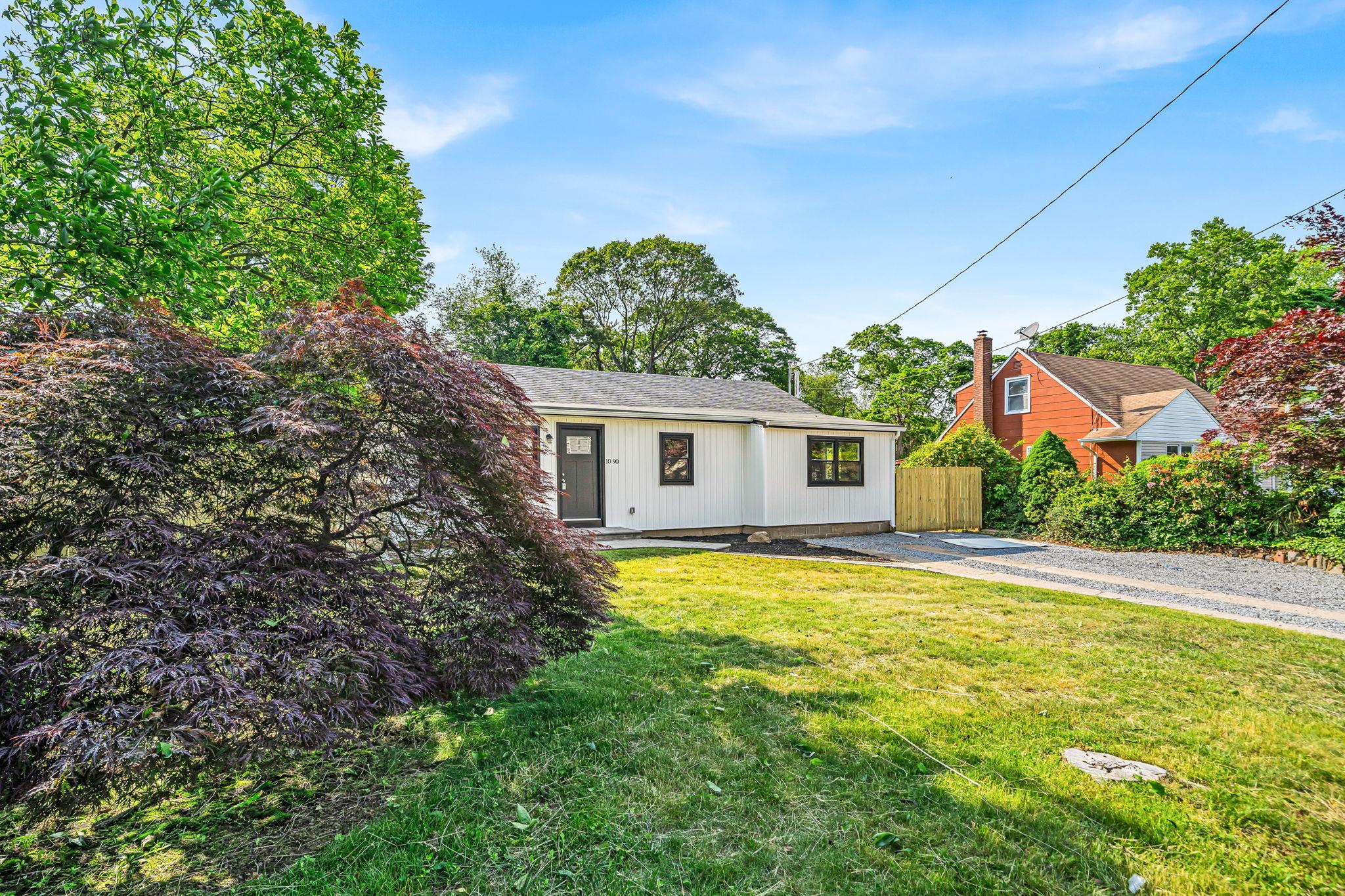 #4 photo, 1090 Brookdale Avenue, 롱 아일랜드 Bay Shore , NY 11706