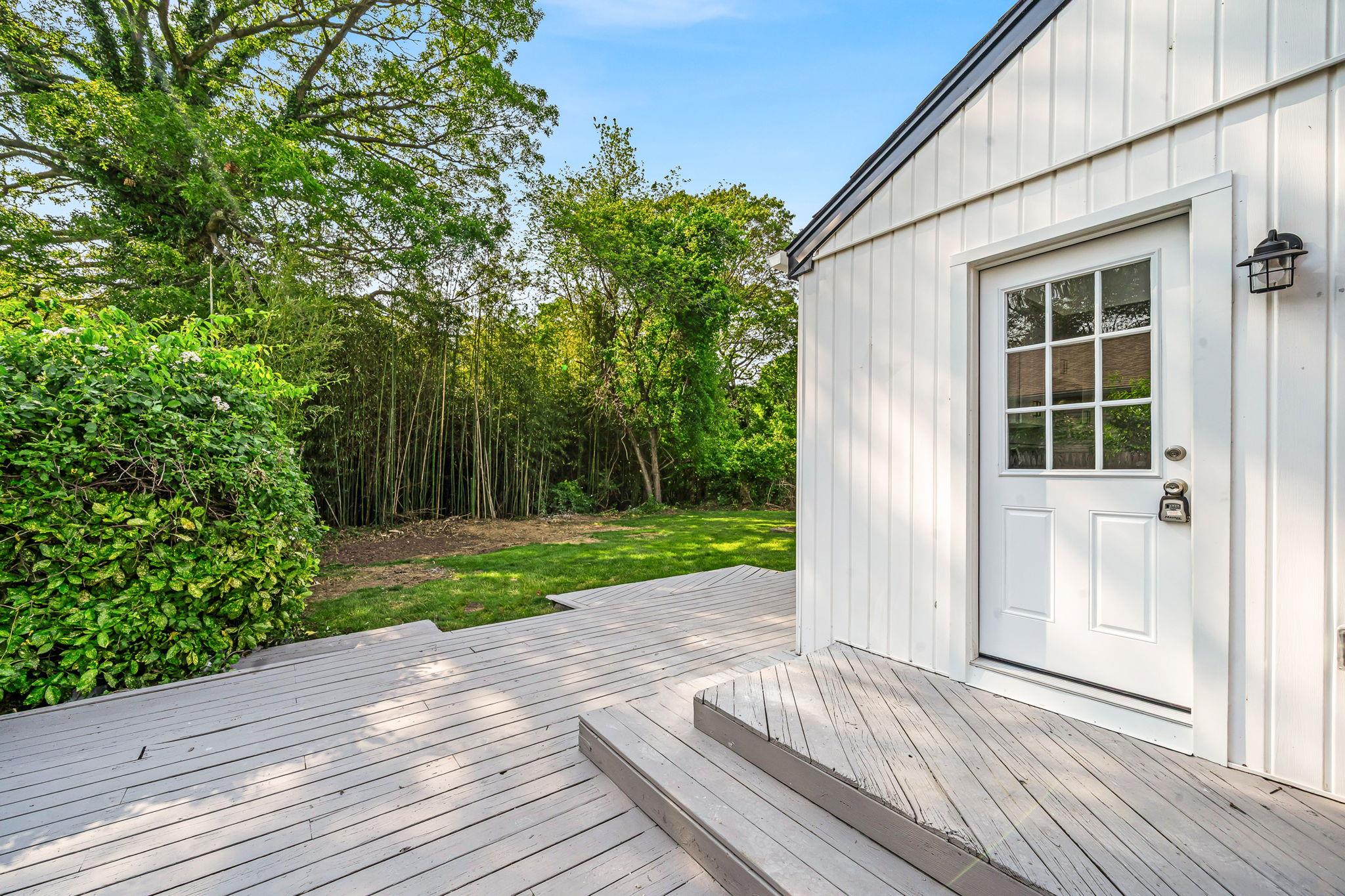 #6 photo, 1090 Brookdale Avenue, 롱 아일랜드 Bay Shore , NY 11706