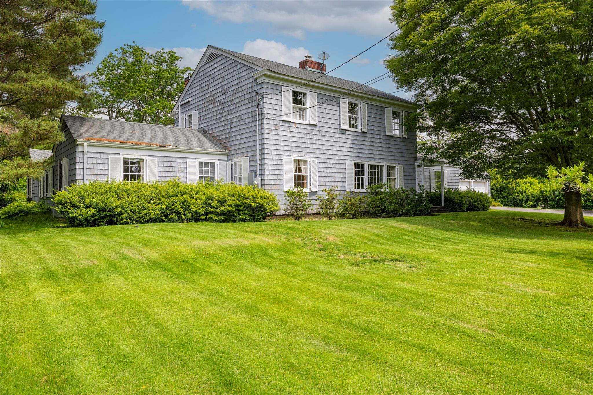 #1 photo, 300 Albro Lane, 长岛 Lawrence , NY 11559