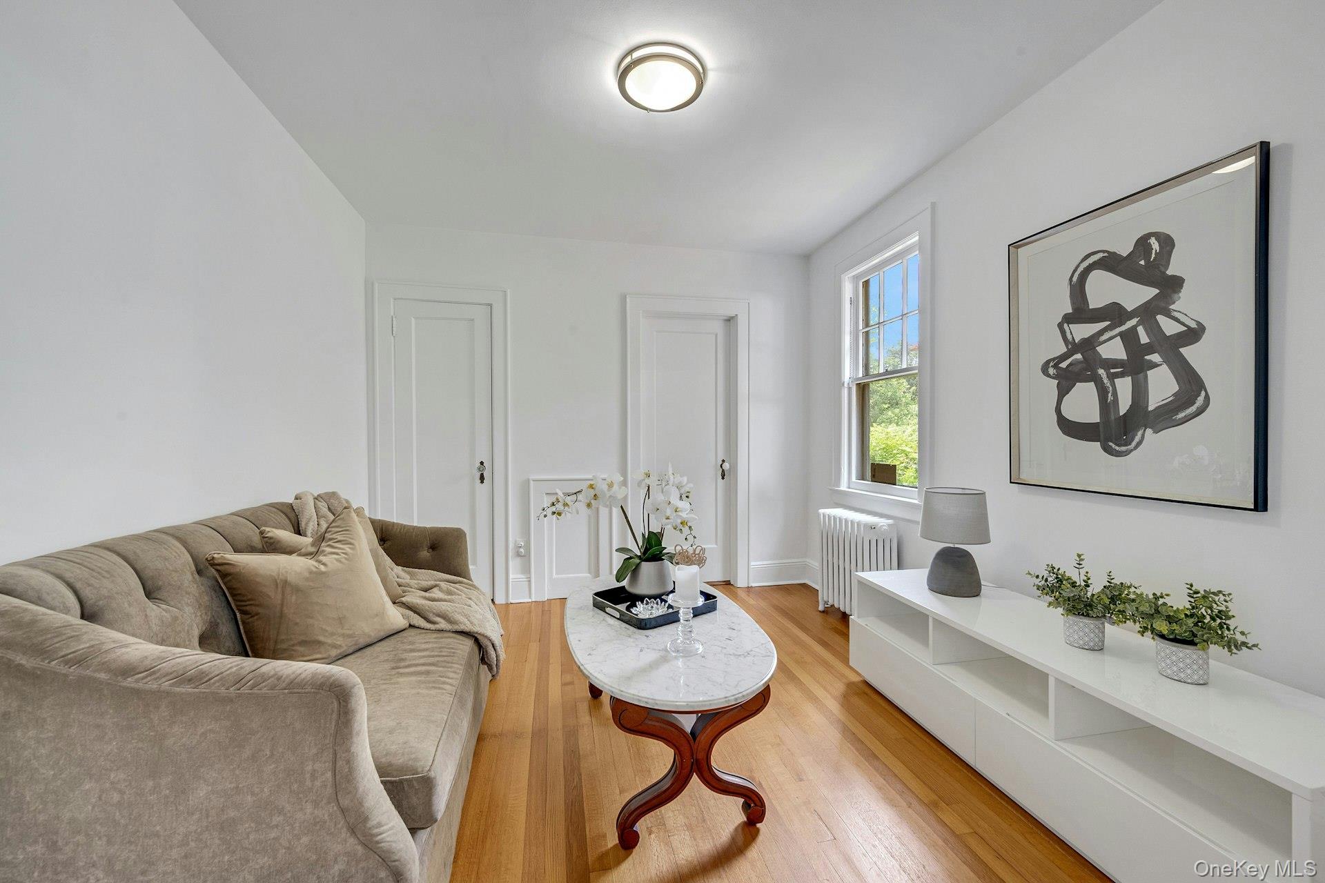 #19 photo, 11 Oxford Road, White Plains , NY 10605