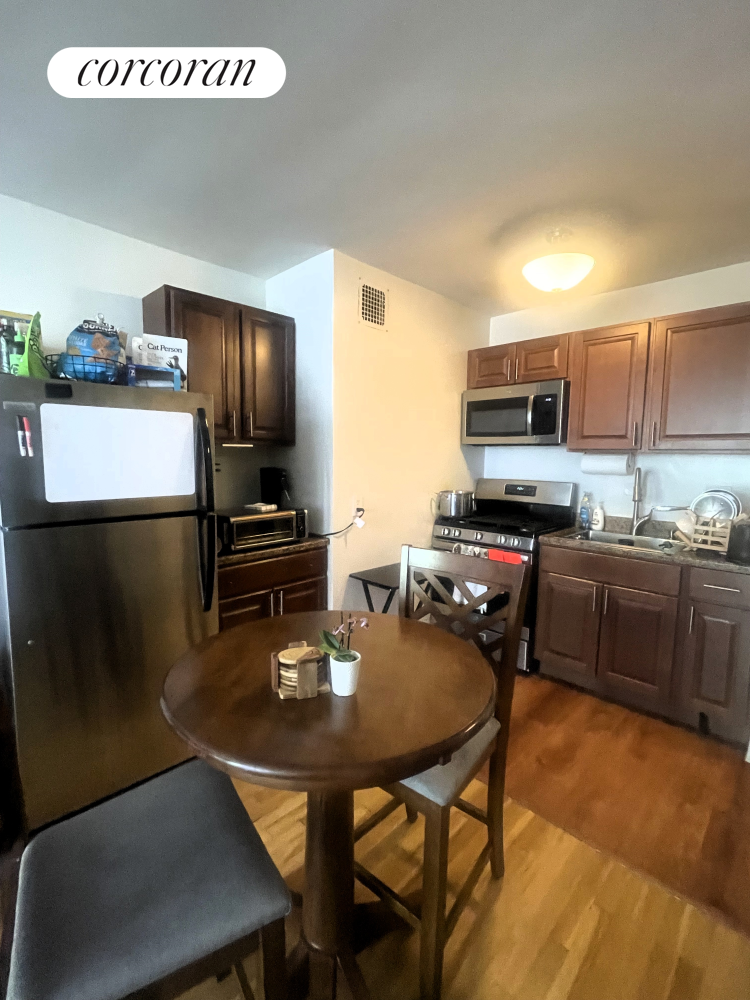 #1 photo, 416 E 85TH Street, マンハッタン Yorkville , NY 10028