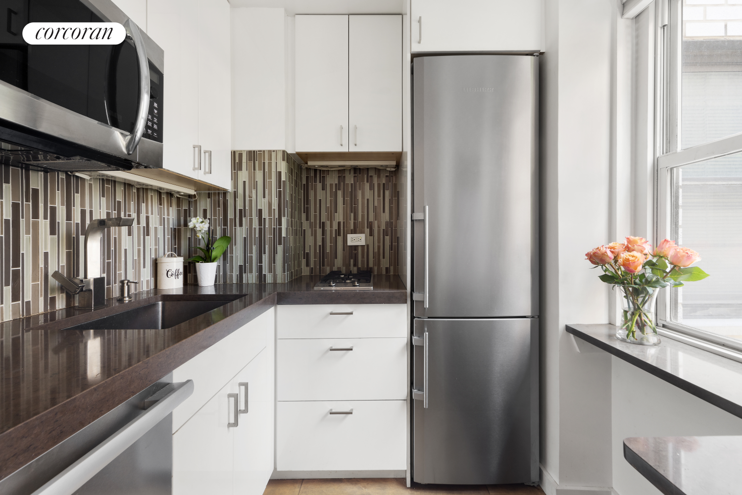 #5 photo, 115 E 9TH Street, マンハッタン East Village , NY 10003