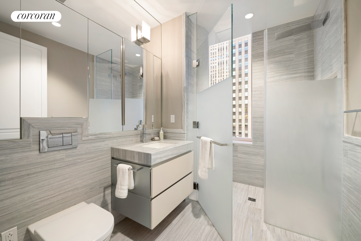 #15 photo, 20 W 53RD Street, マンハッタン Midtown , NY 10103