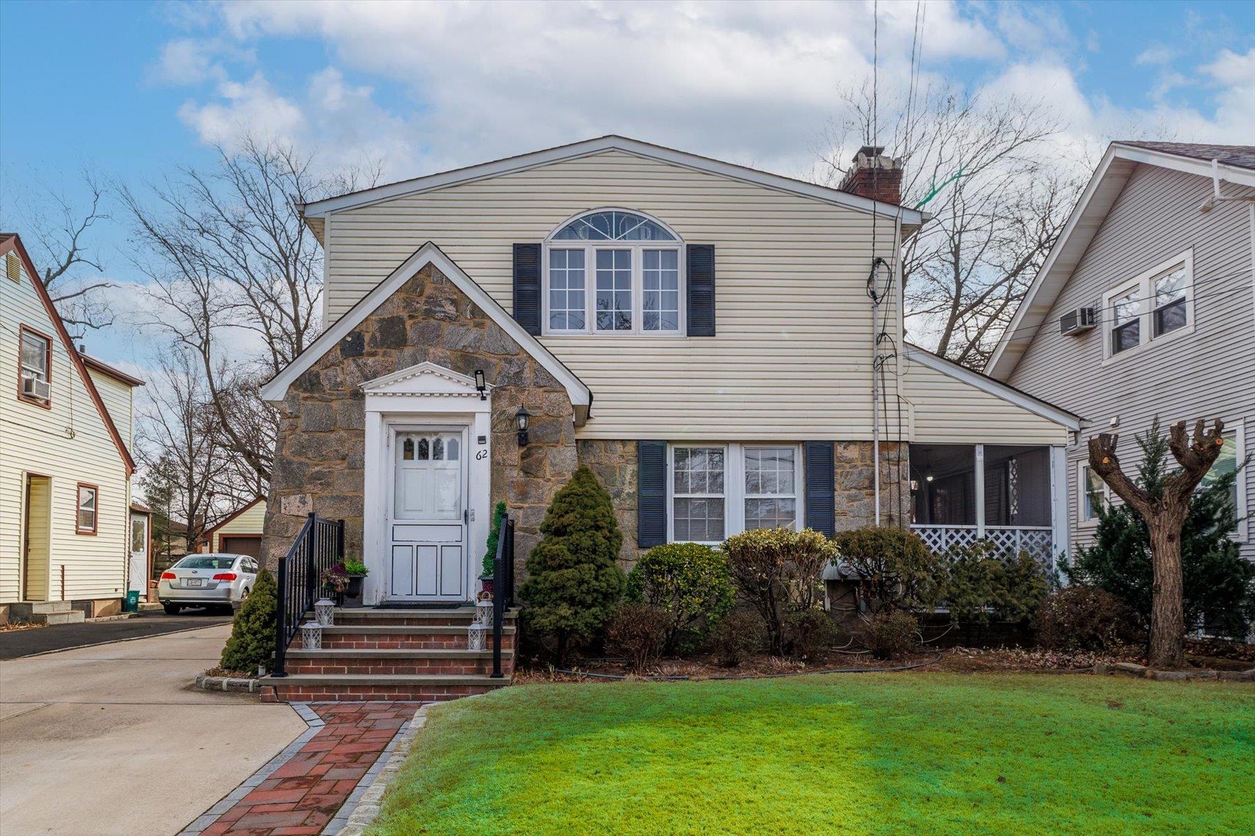 #1 photo, 62 Buckingham Place, ナッソー郡 Lynbrook , NY 11563