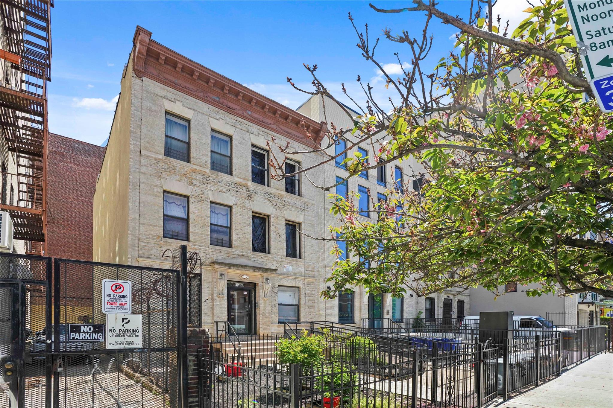 #3 photo, 1363 Nostrand Avenue, ブルックリン区 Brooklyn , NY 11226