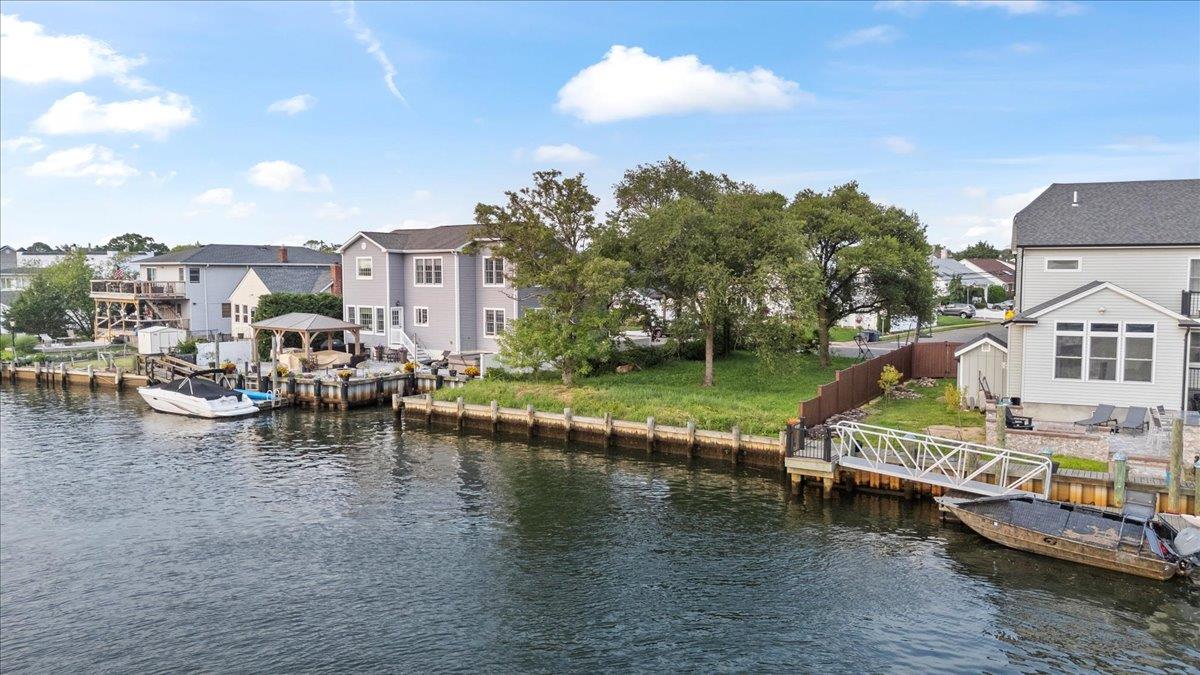 #10 photo, 2536 Riverside Drive, ナッソー郡 Wantagh , NY 11793