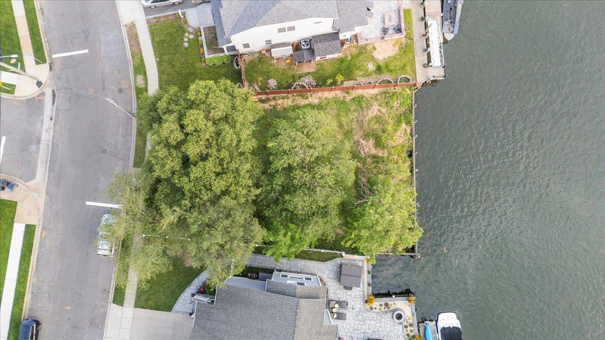 #5 photo, 2536 Riverside Drive, ナッソー郡 Wantagh , NY 11793