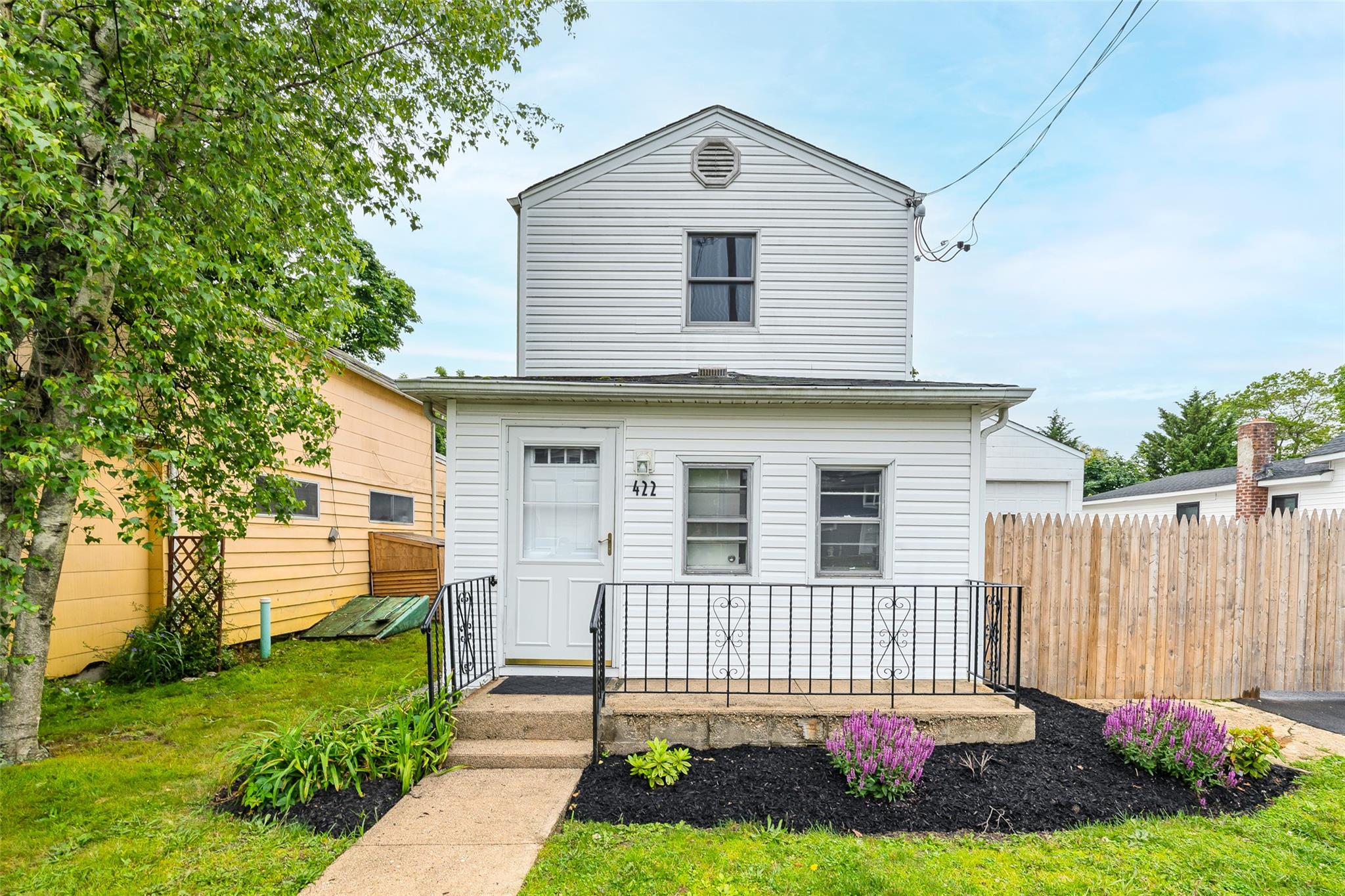 #1 photo, 422 President Place, 東長島 West Babylon , NY 11704