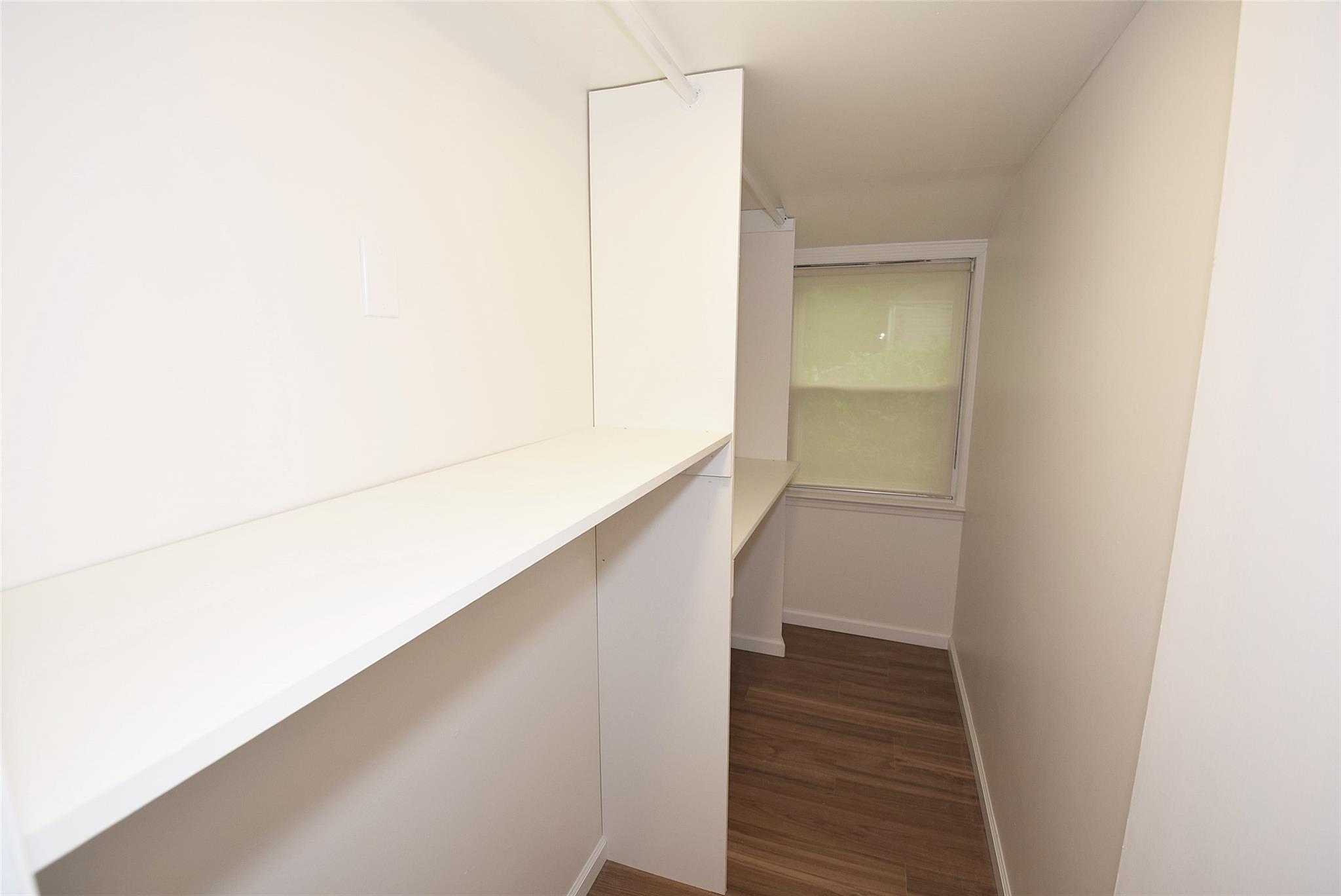 #13 photo, 242 Clinton Road, ナッソー郡 Garden City , NY 11530