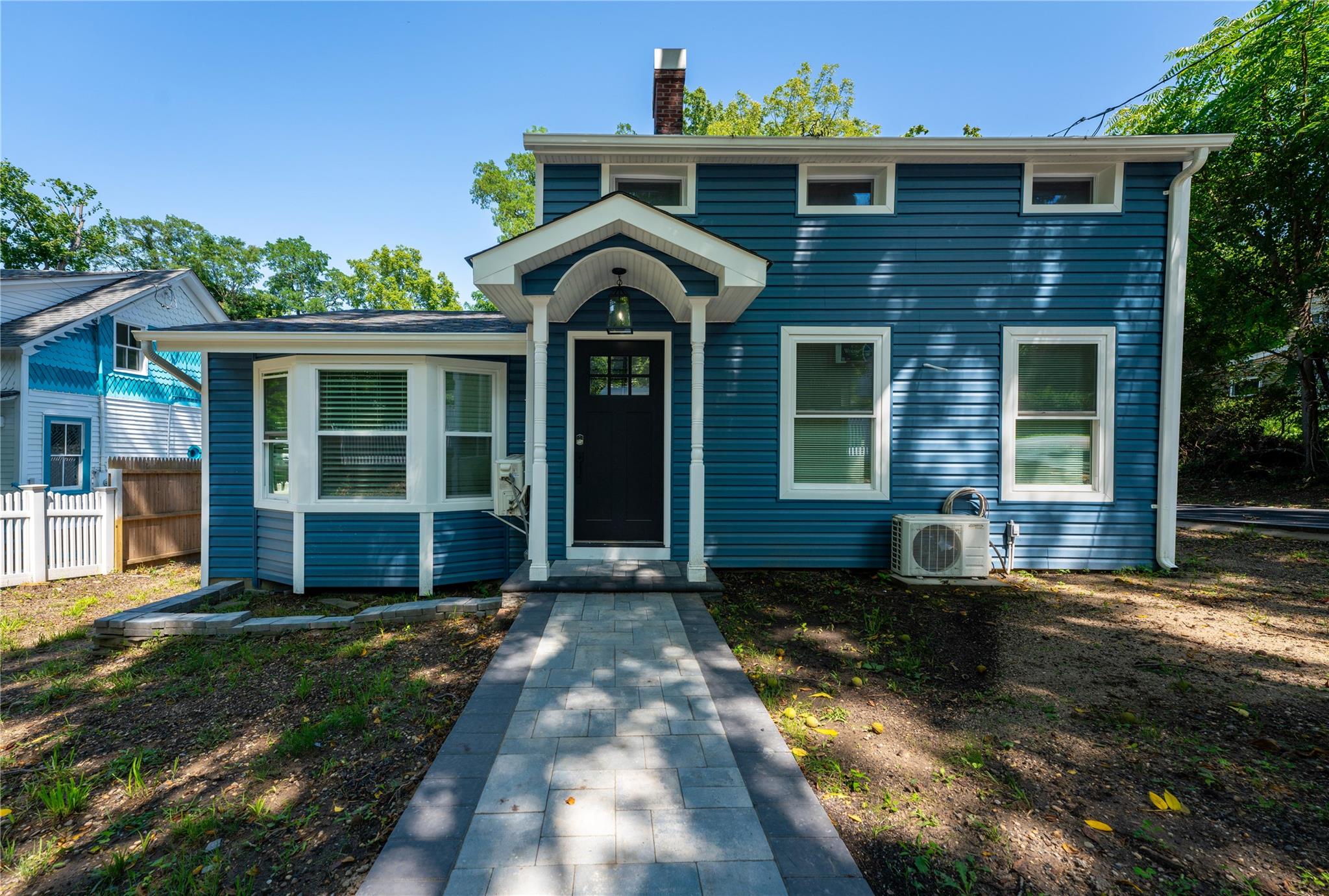 #1 photo, 389 N Main Road, Setauket , NY 11733