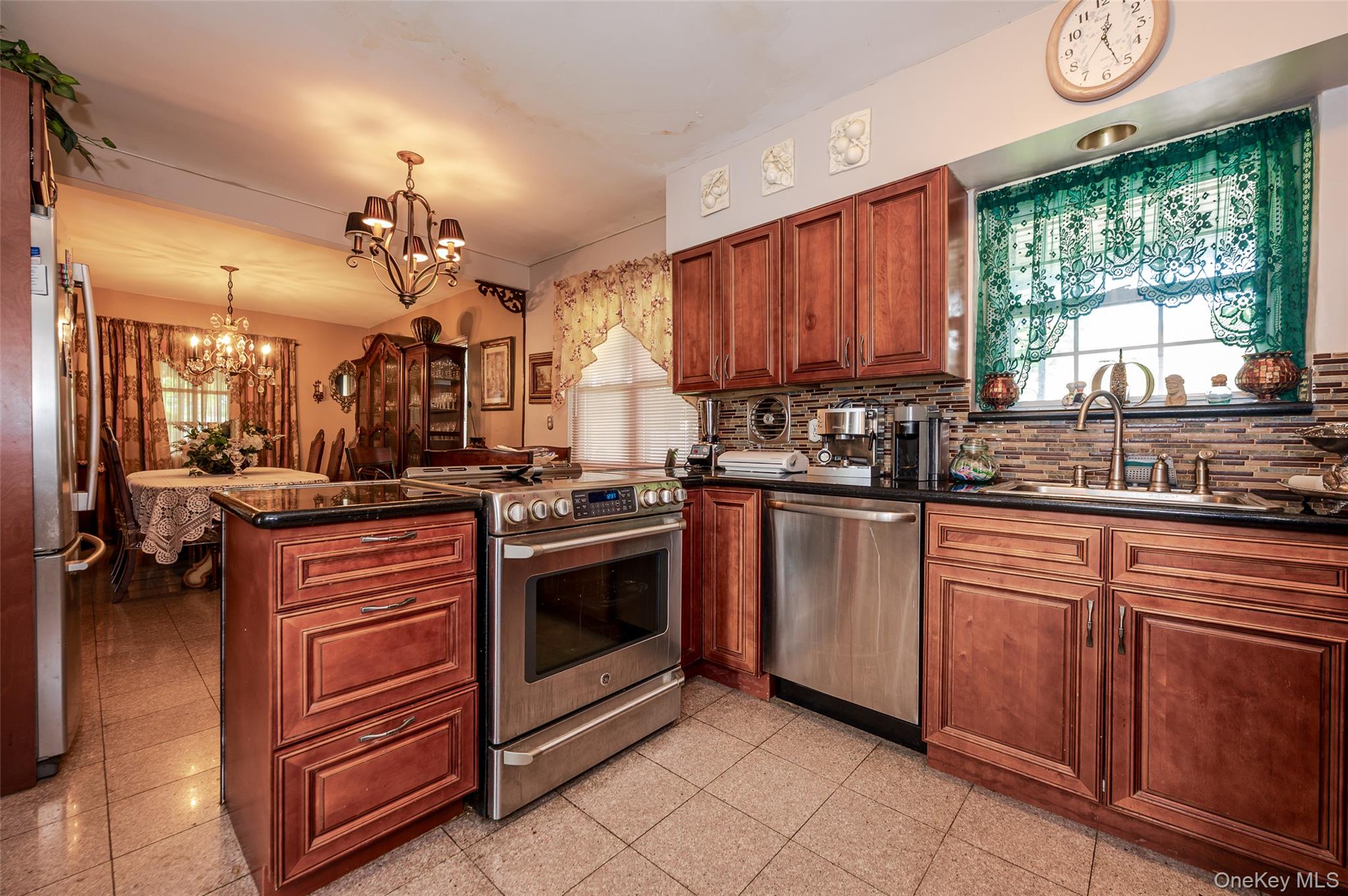 #7 photo, 21 AKA 16 Larkspur Lane, 紐約州 Yonkers , NY 10704