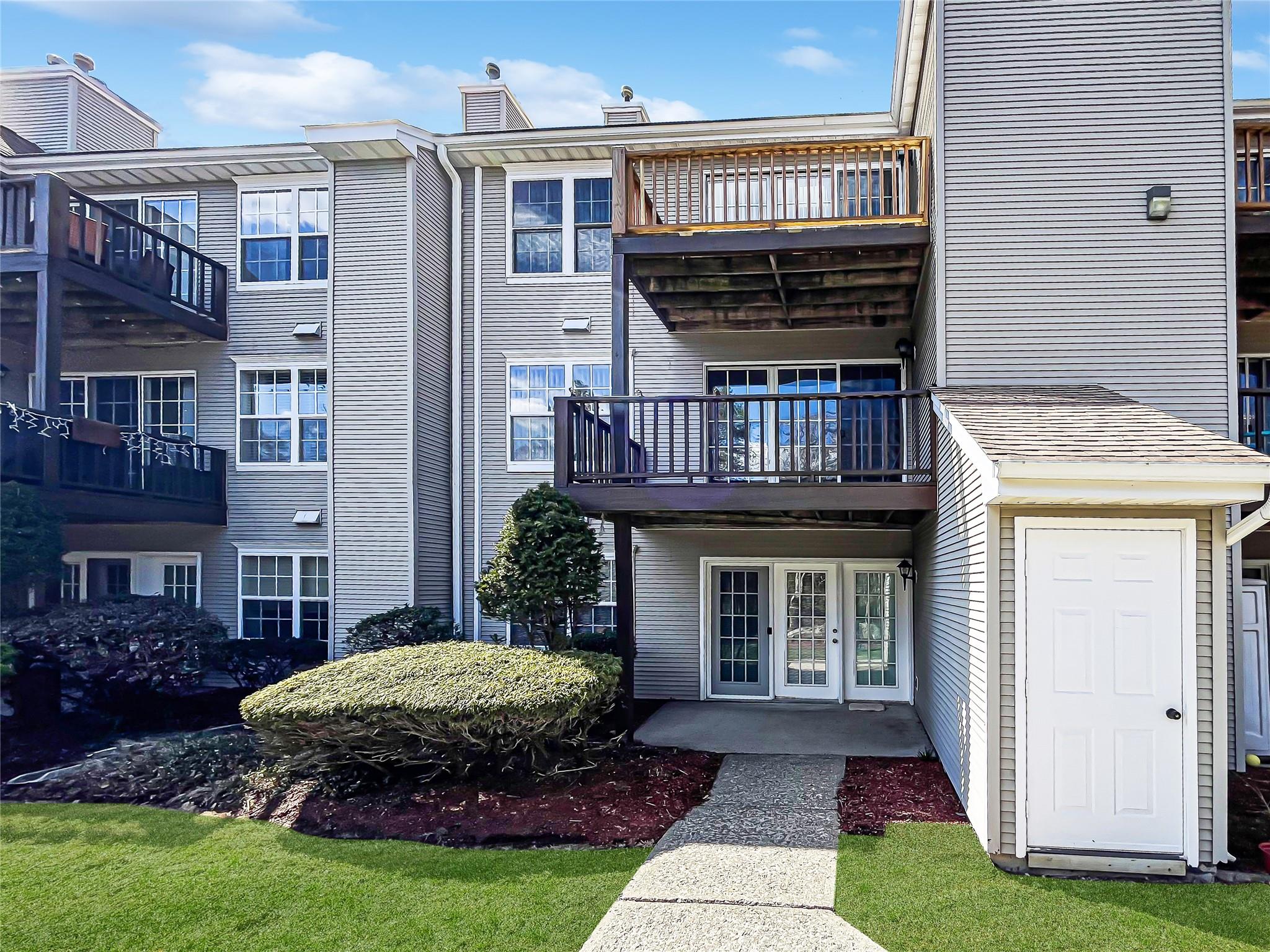 #3 photo, 1004 Washington Green, New Windsor , NY 12553