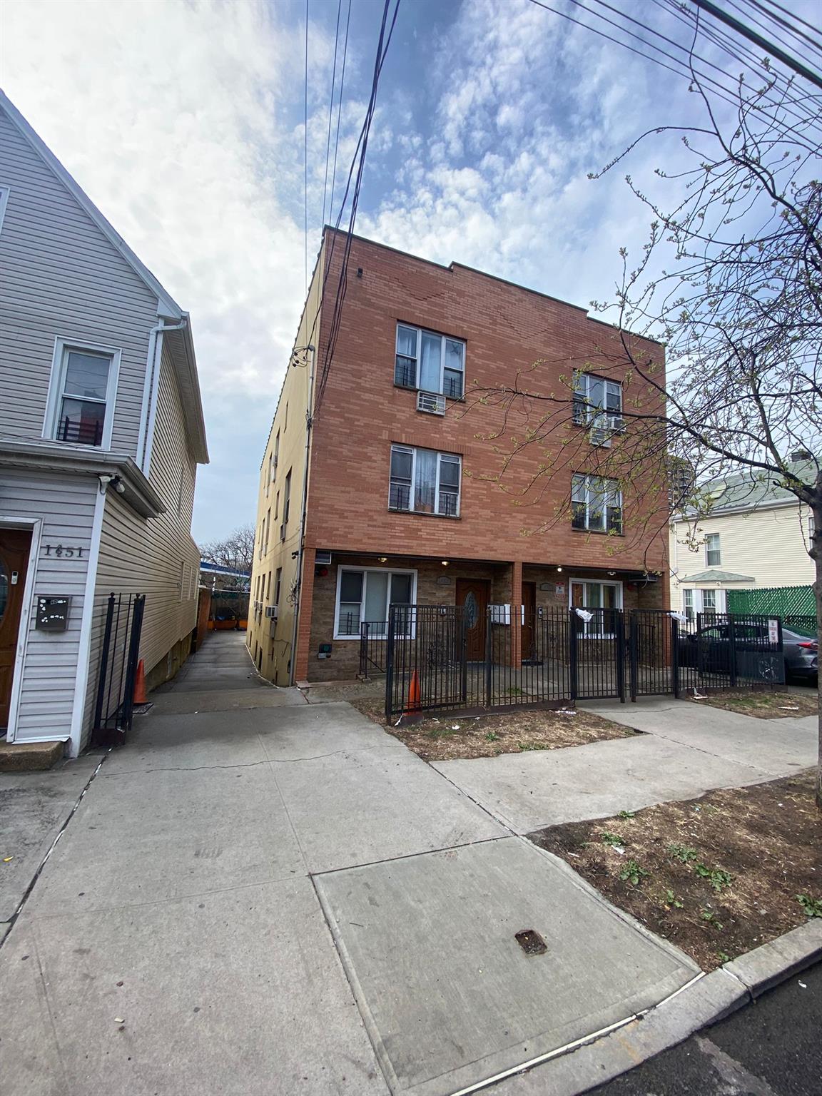 #2 photo, 1457 Rosedale Avenue, ブロンクス区 Bronx , NY 10460