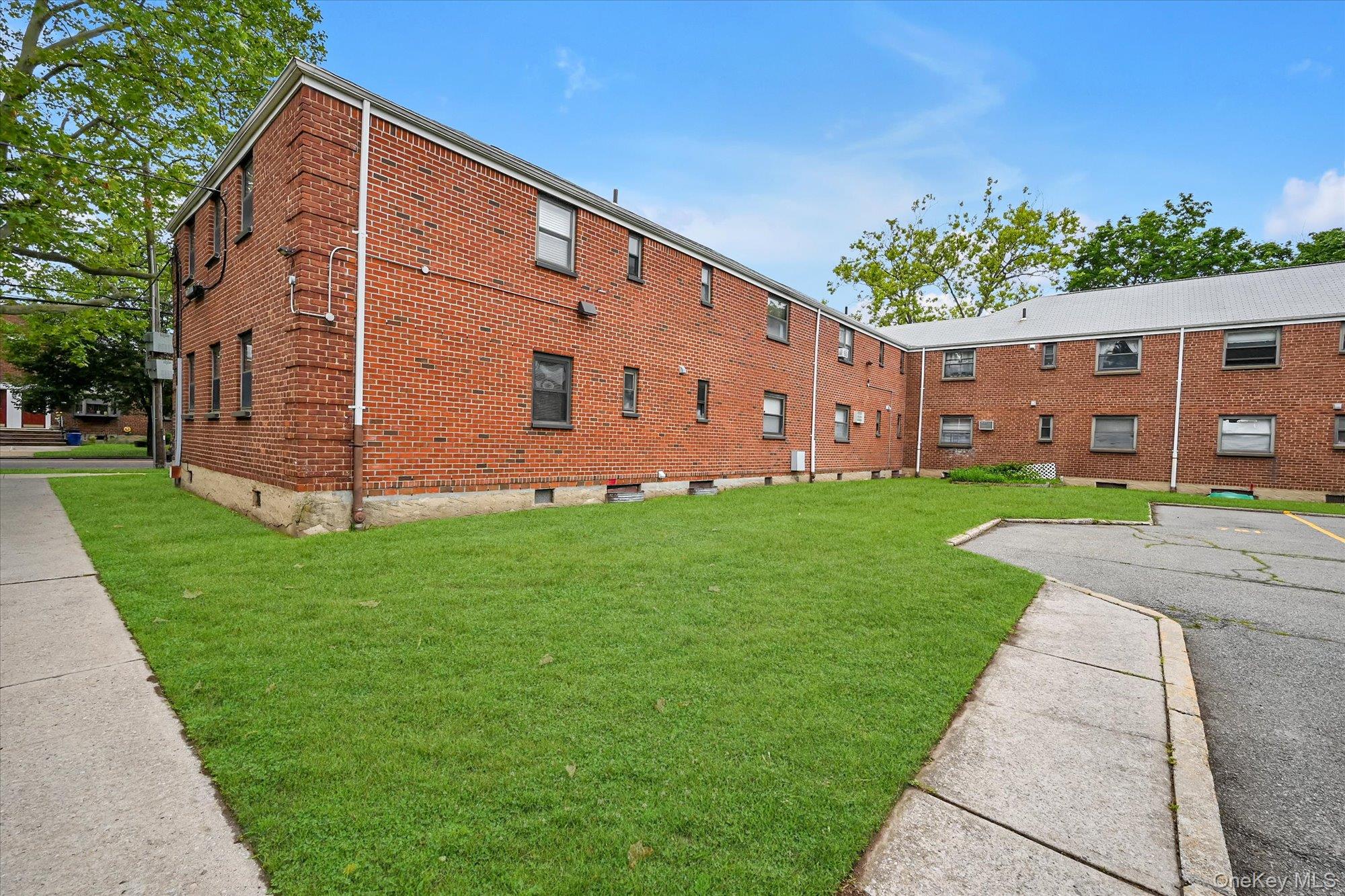 #17 photo, 16-01 160th Street, クイーンズ区 Whitestone , NY 11357