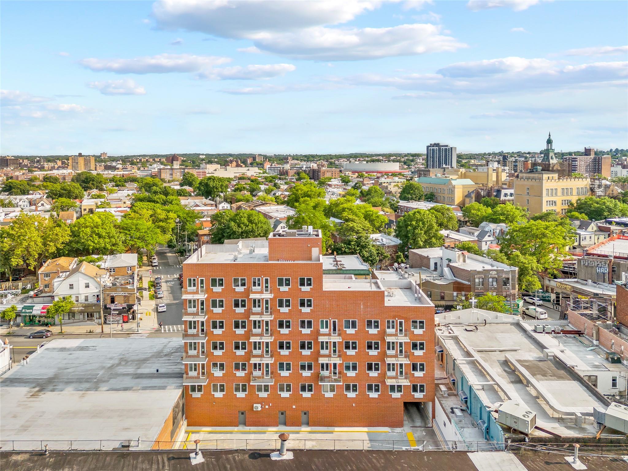 #10 photo, 91-23 Corona Avenue, クイーンズ区 Elmhurst , NY 11373