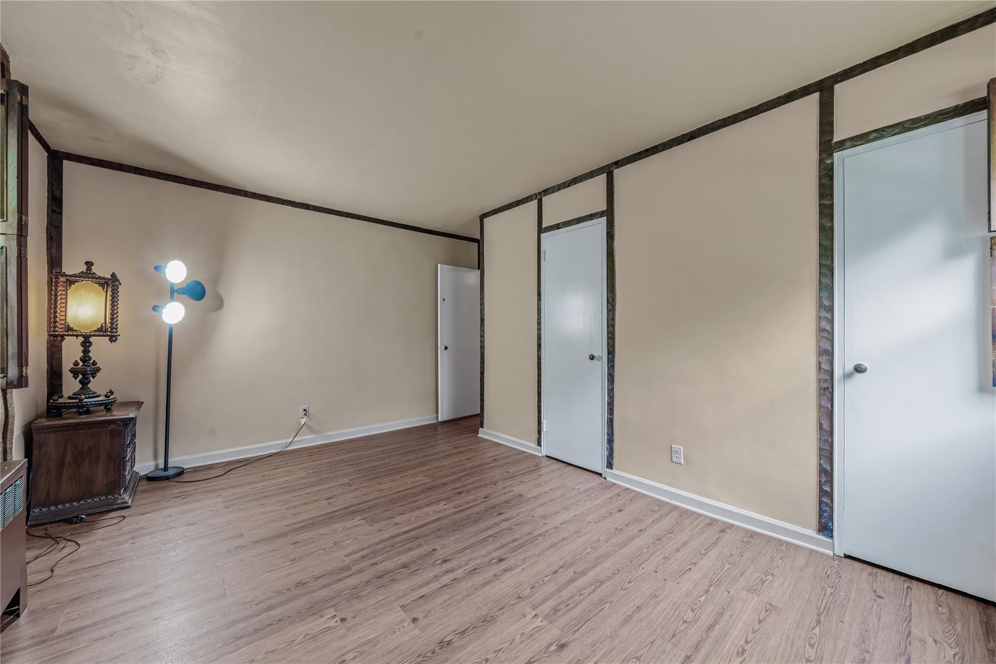 #8 photo, 80-65 Shore Parkway Parkway, Howard Beach , NY 11414