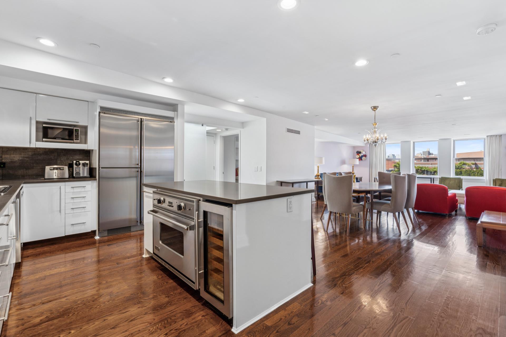 #4 photo, New York City, マンハッタン South Harlem , NY 10026