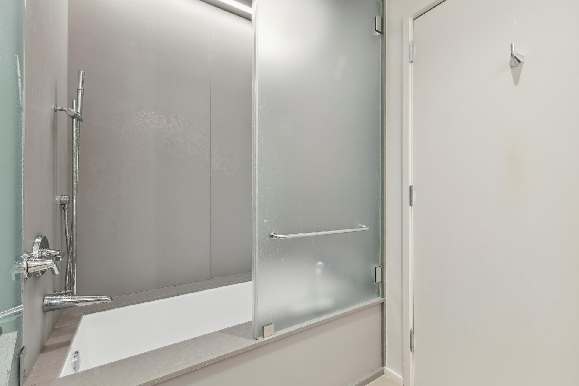 #10 photo, 121 E 22ND Street, マンハッタン Gramercy Park , NY 10010