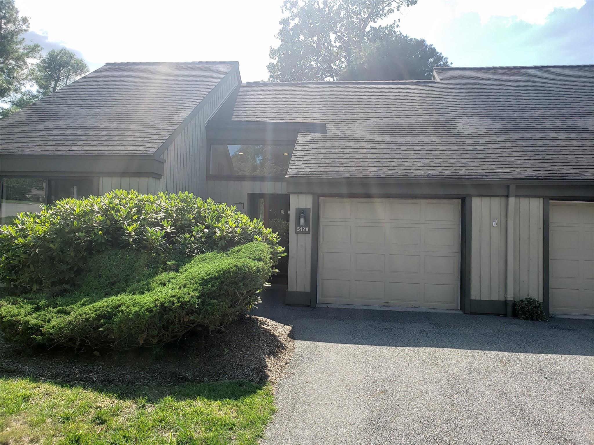 #1 photo, 512 Heritage Hills, Somers , NY 10589