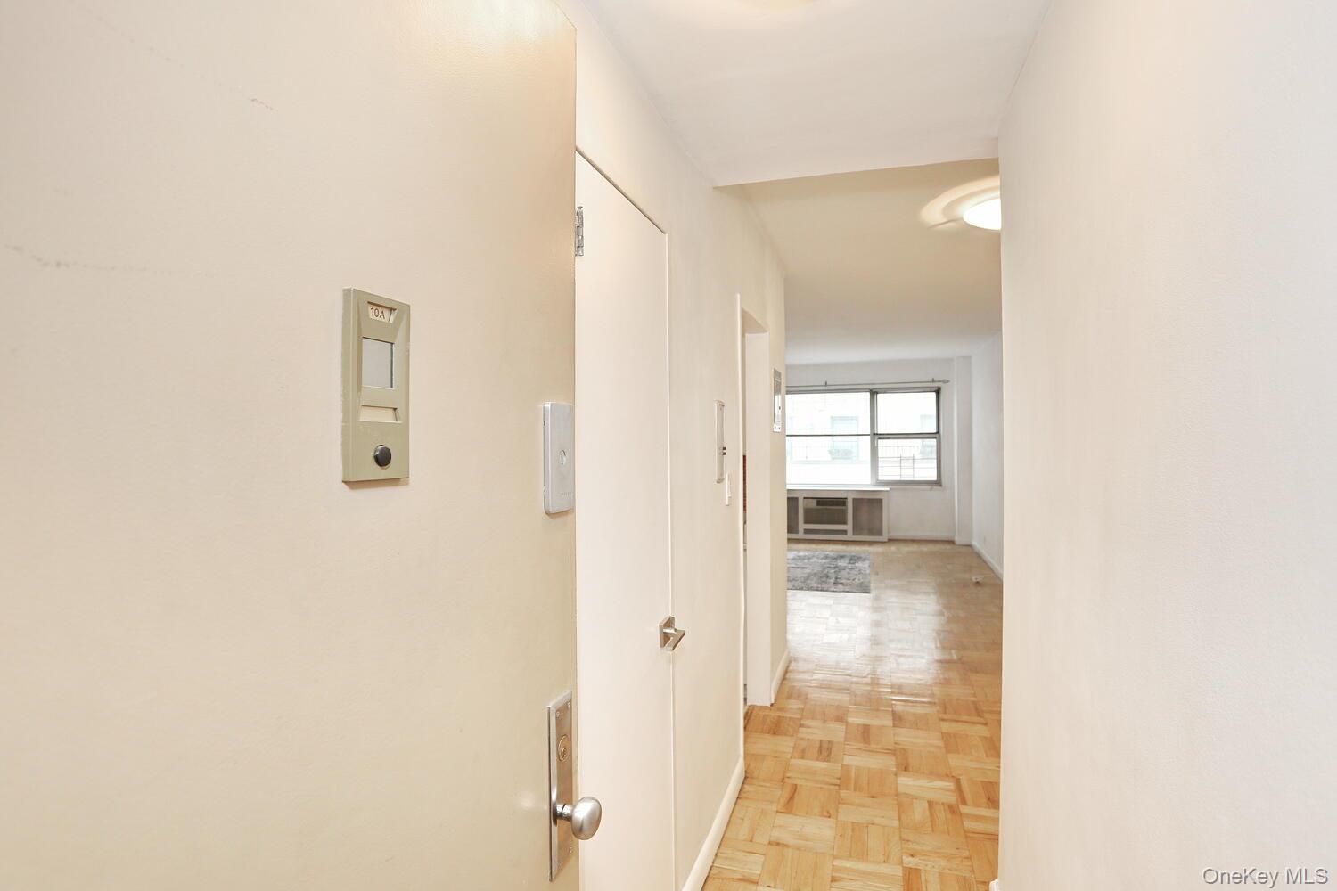 #8 photo, 311 71st Street, マンハッタン New York (Manhattan) , NY 10021