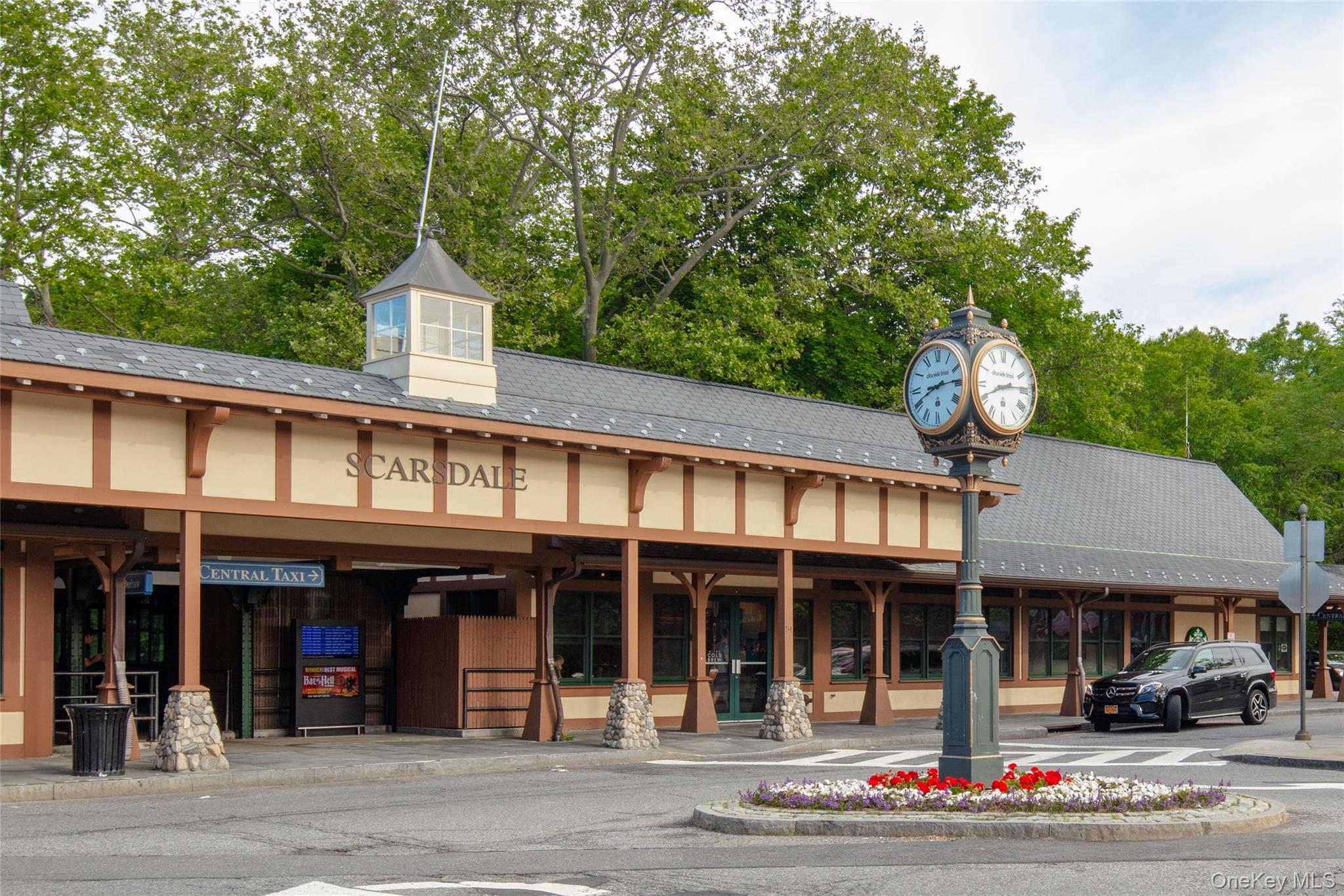 #13 photo, 32 Sycamore Road, Scarsdale , NY 10583