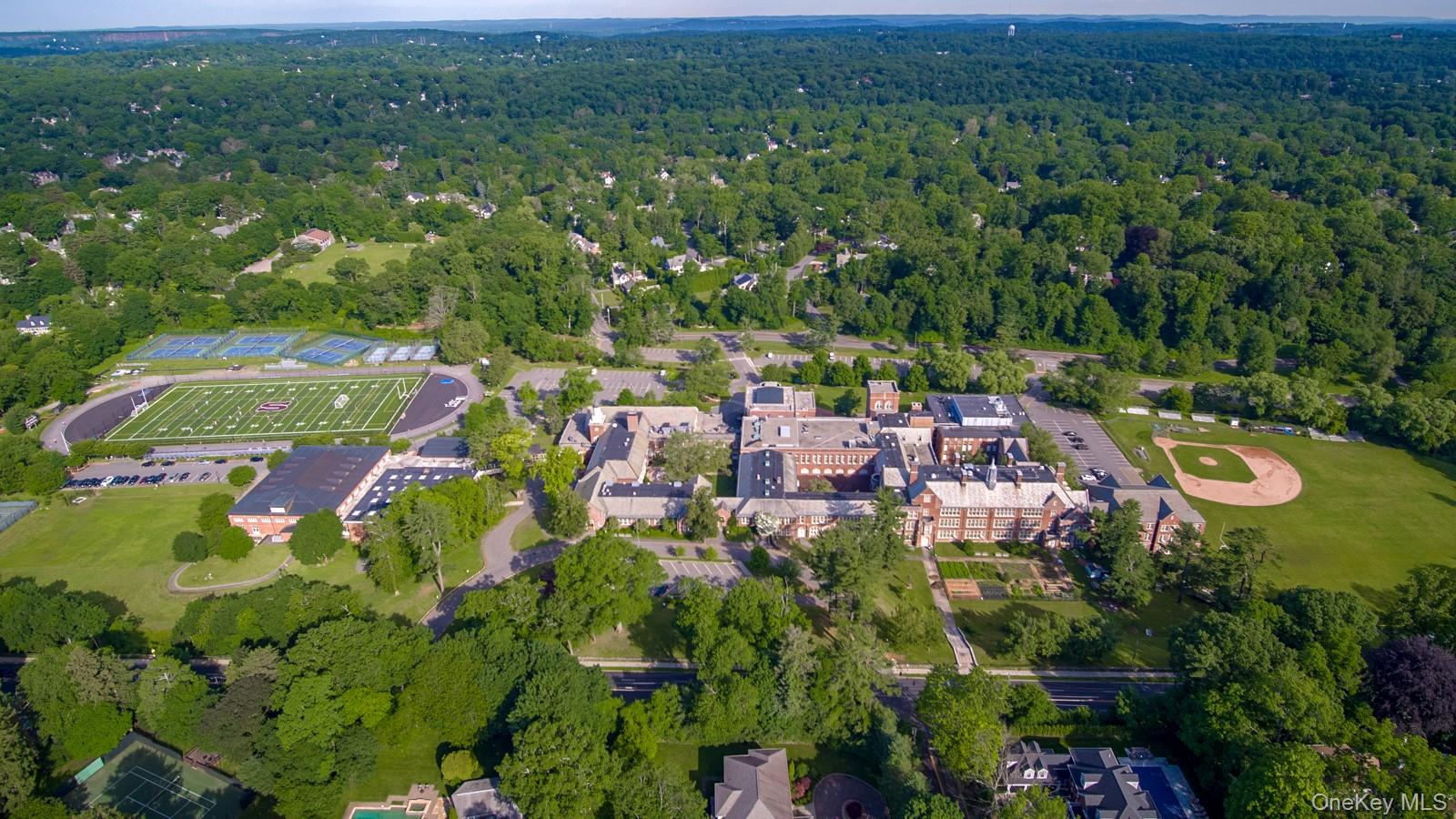 #15 photo, 32 Sycamore Road, Scarsdale , NY 10583