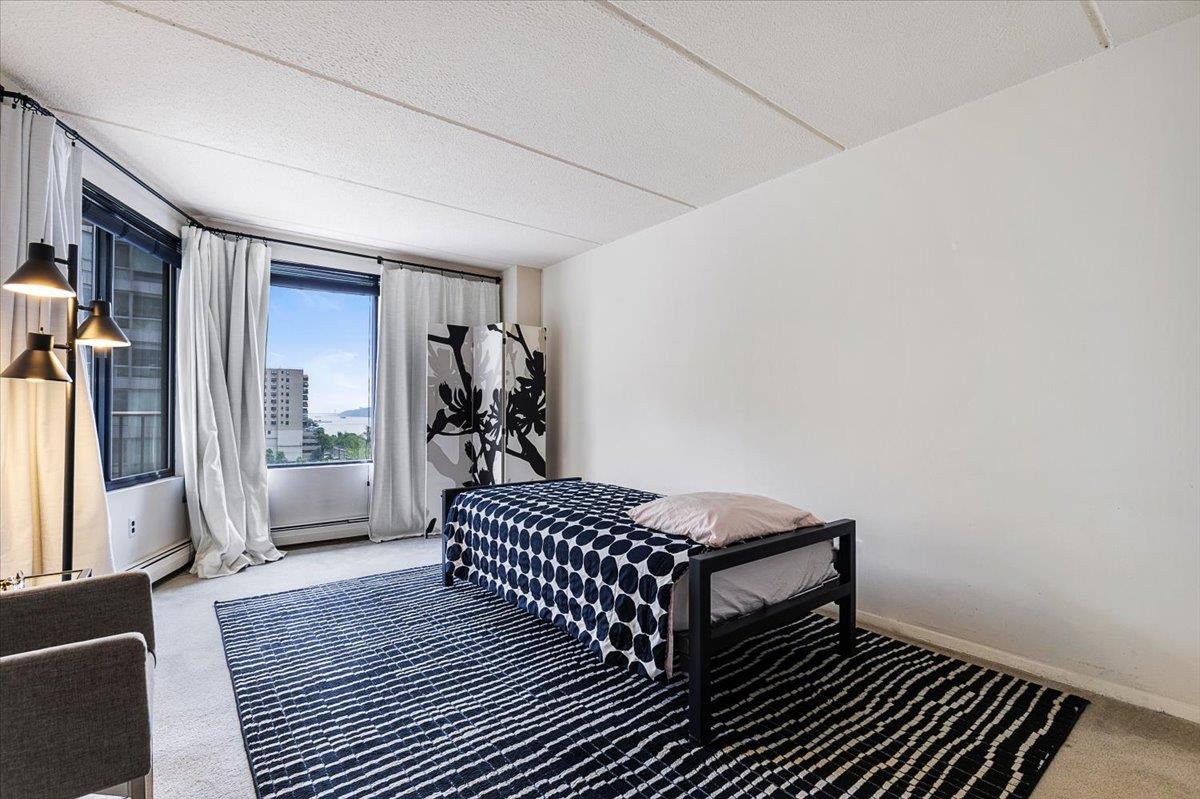 #7 photo, 1155 Warburton Avenue, Yonkers , NY 10701