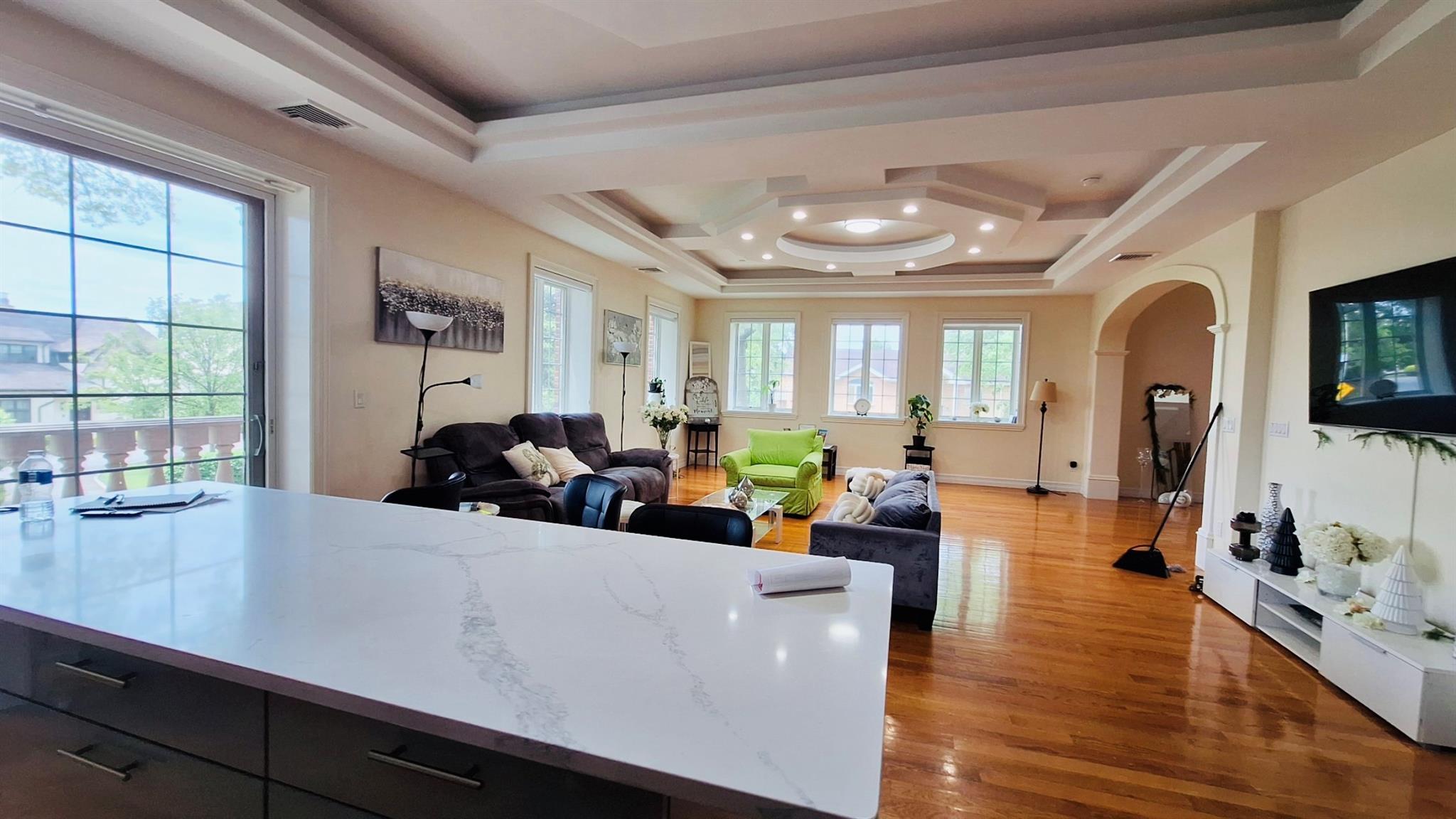 #11 photo, 32-37 214 Streets, クイーンズ区 Bayside , NY 11361