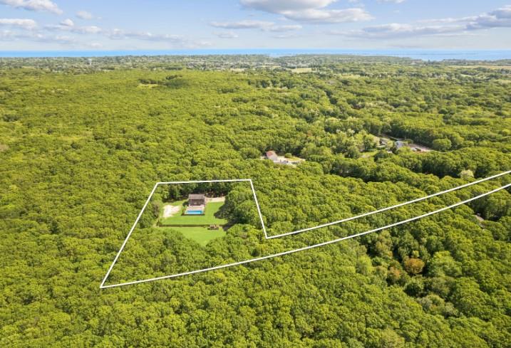 #13 photo, 484 NORTH MAGEE Street, サフォーク郡 Southampton , NY 11968