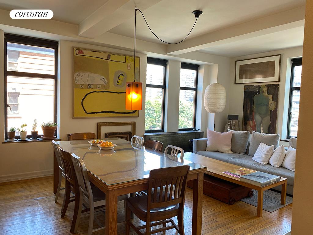 #1 photo, 410 W 24TH Street, 맨해튼 Chelsea , NY 10011