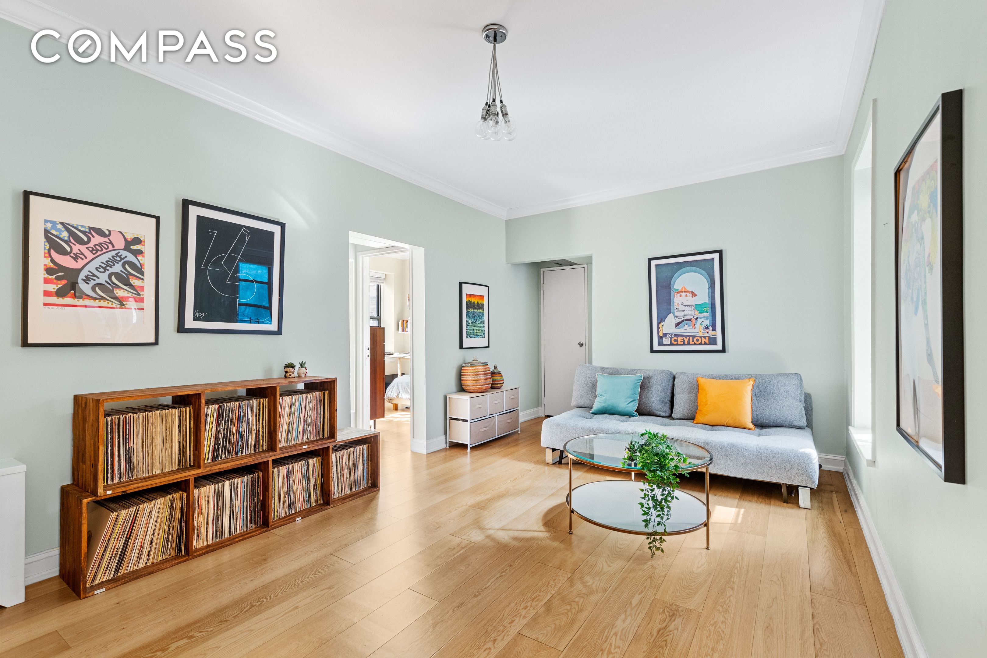 #1 photo, 325 Bedford Avenue, 威廉斯堡 Williamsburg , NY 11211