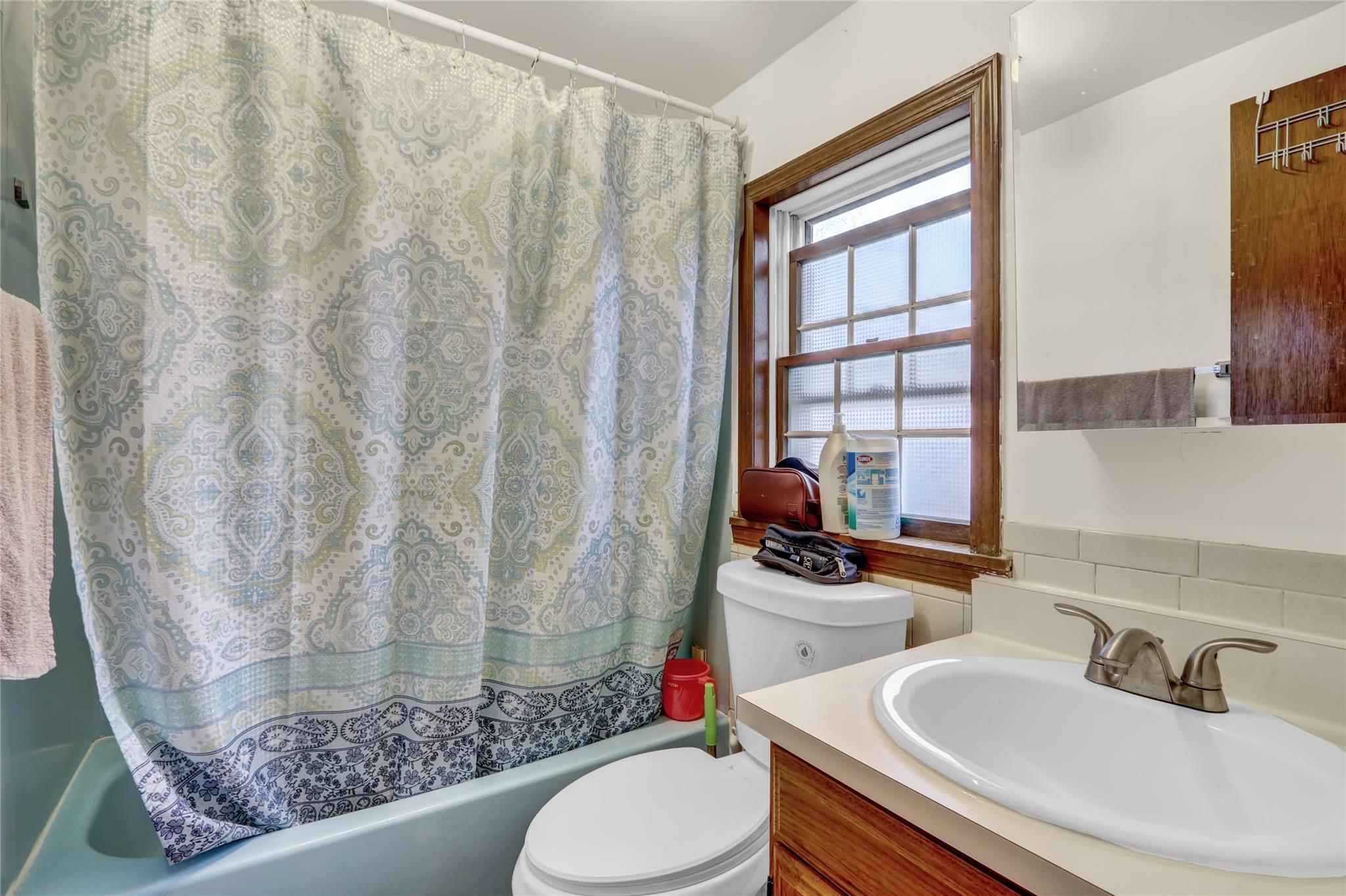 #18 photo, 62 Herman Boulevard, ناسو Franklin Square , NY 11010