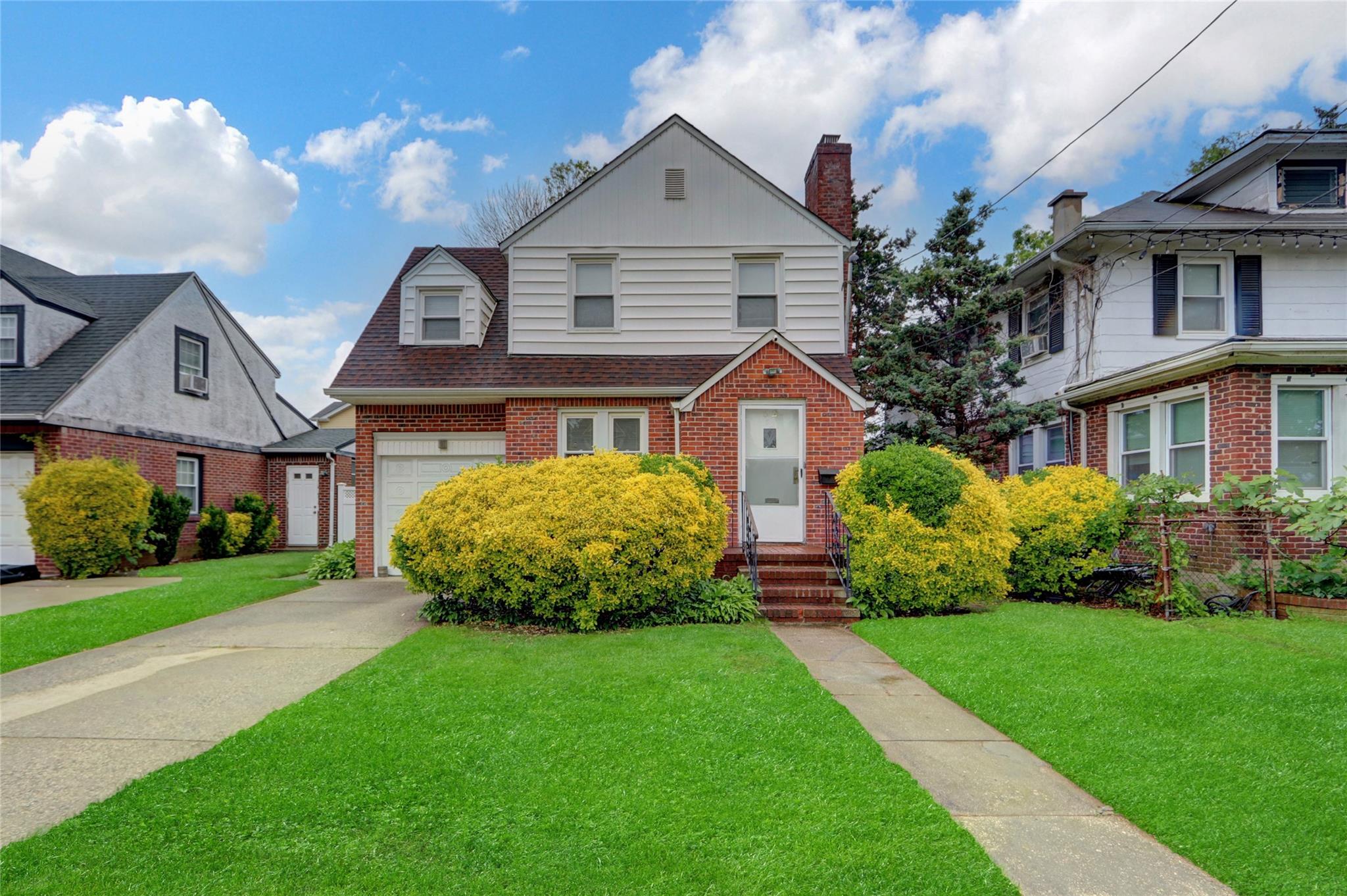 #3 photo, 62 Herman Boulevard, ناسو Franklin Square , NY 11010