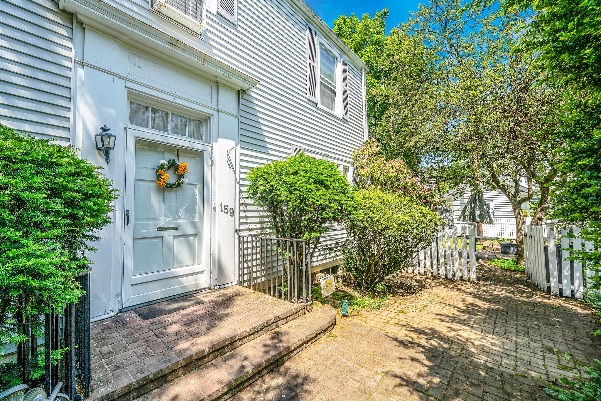 #1 photo, 159 Brixton Road, Garden City , NY 11530
