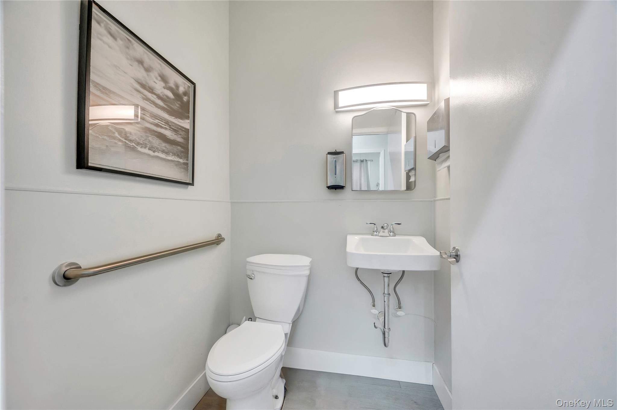 #17 photo, 1695 Merrick Avenue, ナッソー郡 Merrick , NY 11566