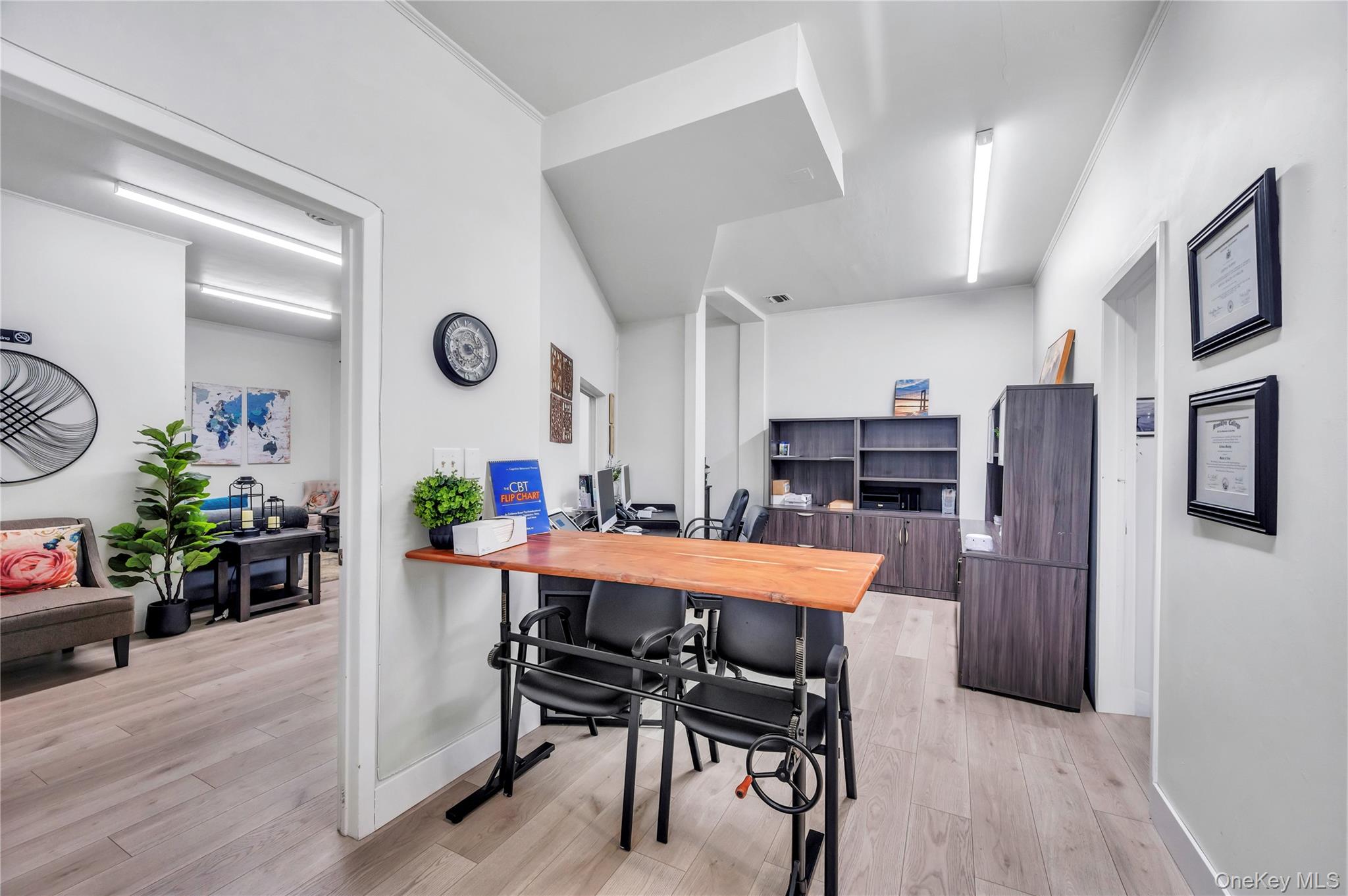 #8 photo, 1695 Merrick Avenue, ナッソー郡 Merrick , NY 11566