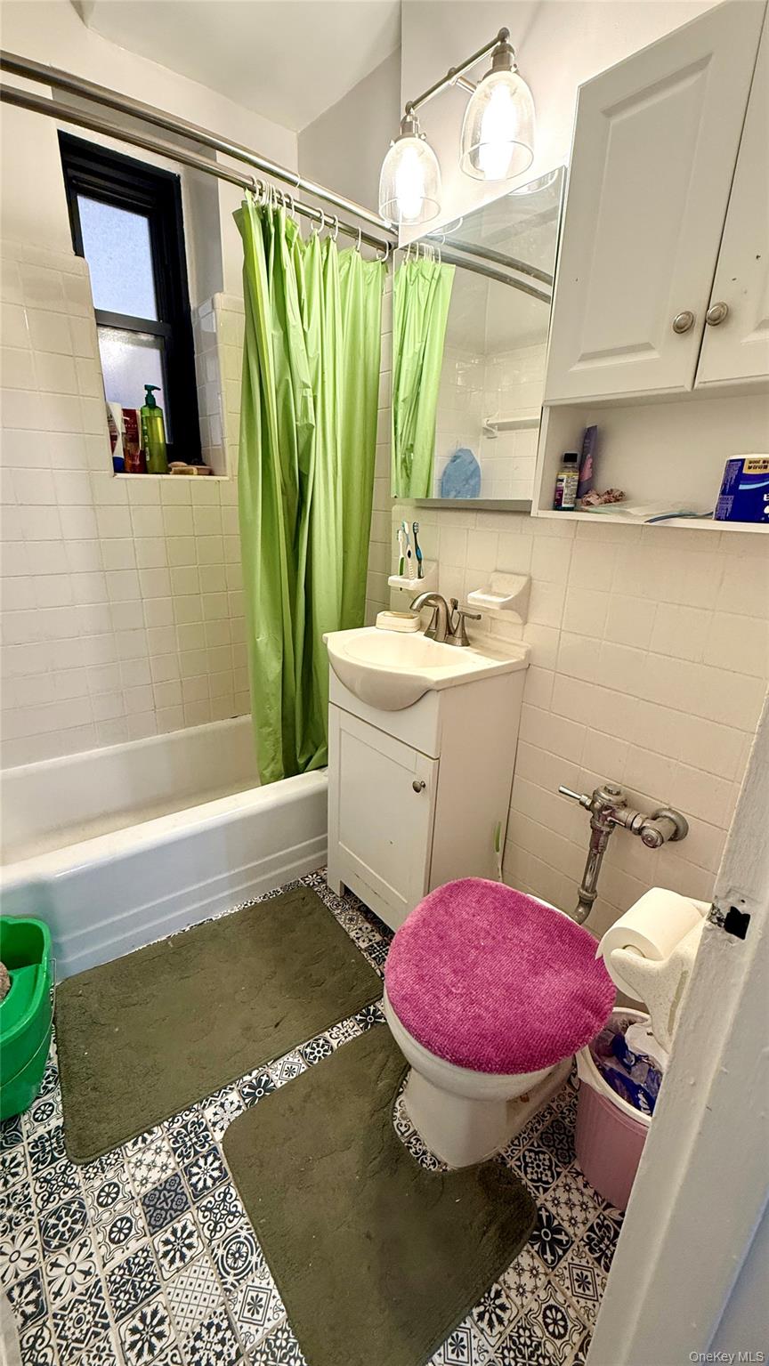 #7 photo, 139-15 83 rd Ave, クイーンズ区 Briarwood , NY 11435