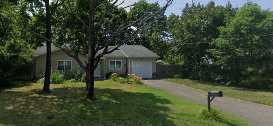 #1 photo, 534 Meade Avenue, Bellport , NY 11713