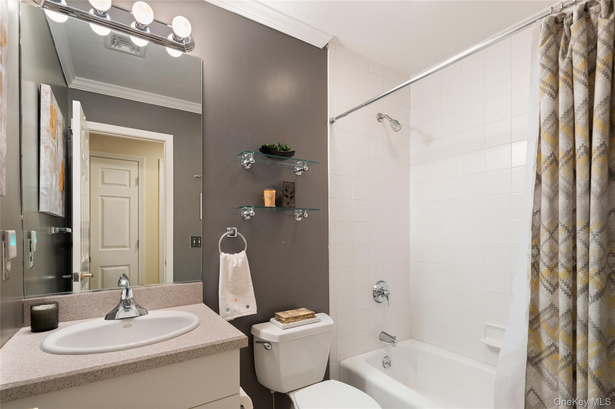 #16 photo, 401 Glenwood Drive, Briarcliff Manor , NY 10510