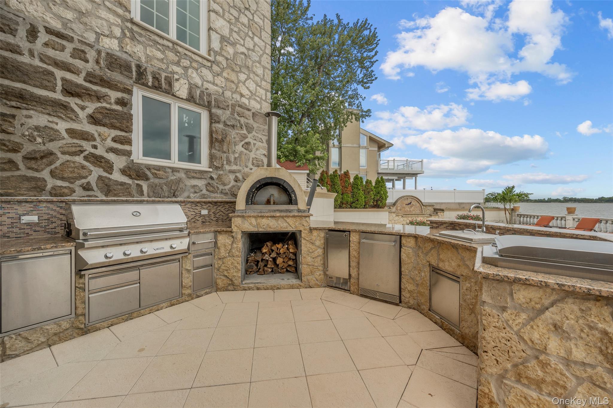 #10 photo, 3407 Country Club Road, ブロンクス区 Bronx , NY 10465