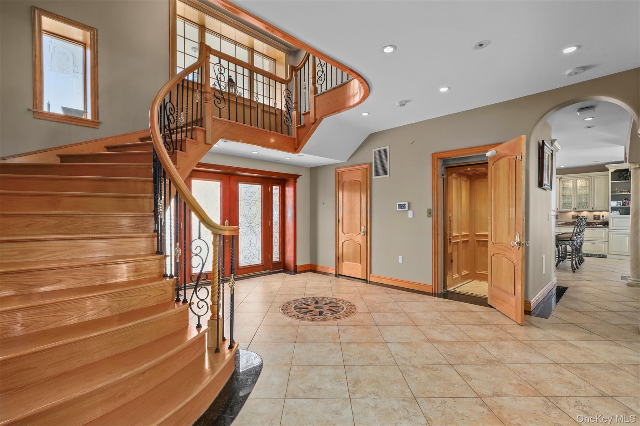 #14 photo, 3407 Country Club Road, ブロンクス区 Bronx , NY 10465