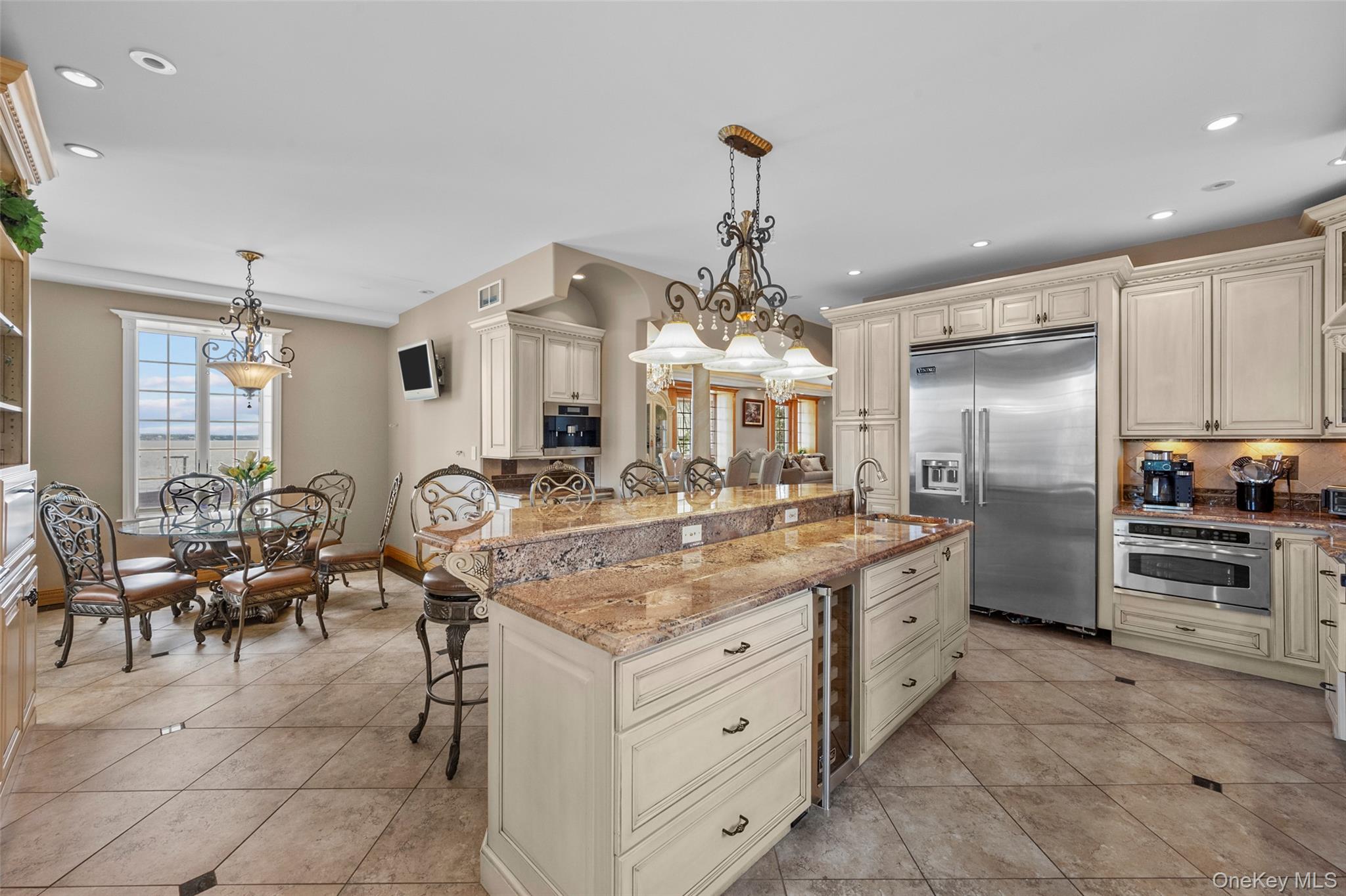 #17 photo, 3407 Country Club Road, ブロンクス区 Bronx , NY 10465