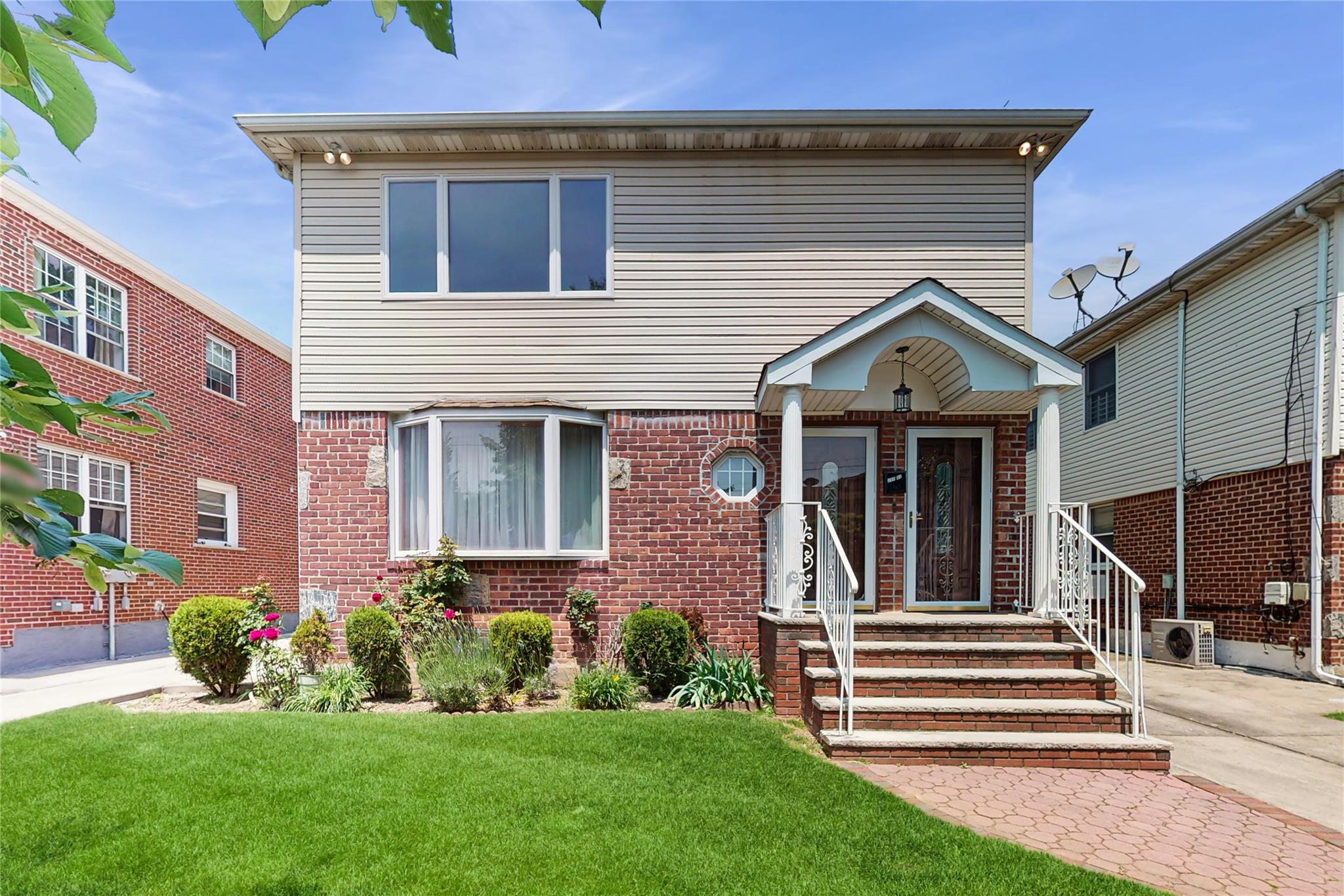 #1 photo, 25001 Elkmont Avenue, Bellerose , NY 11426