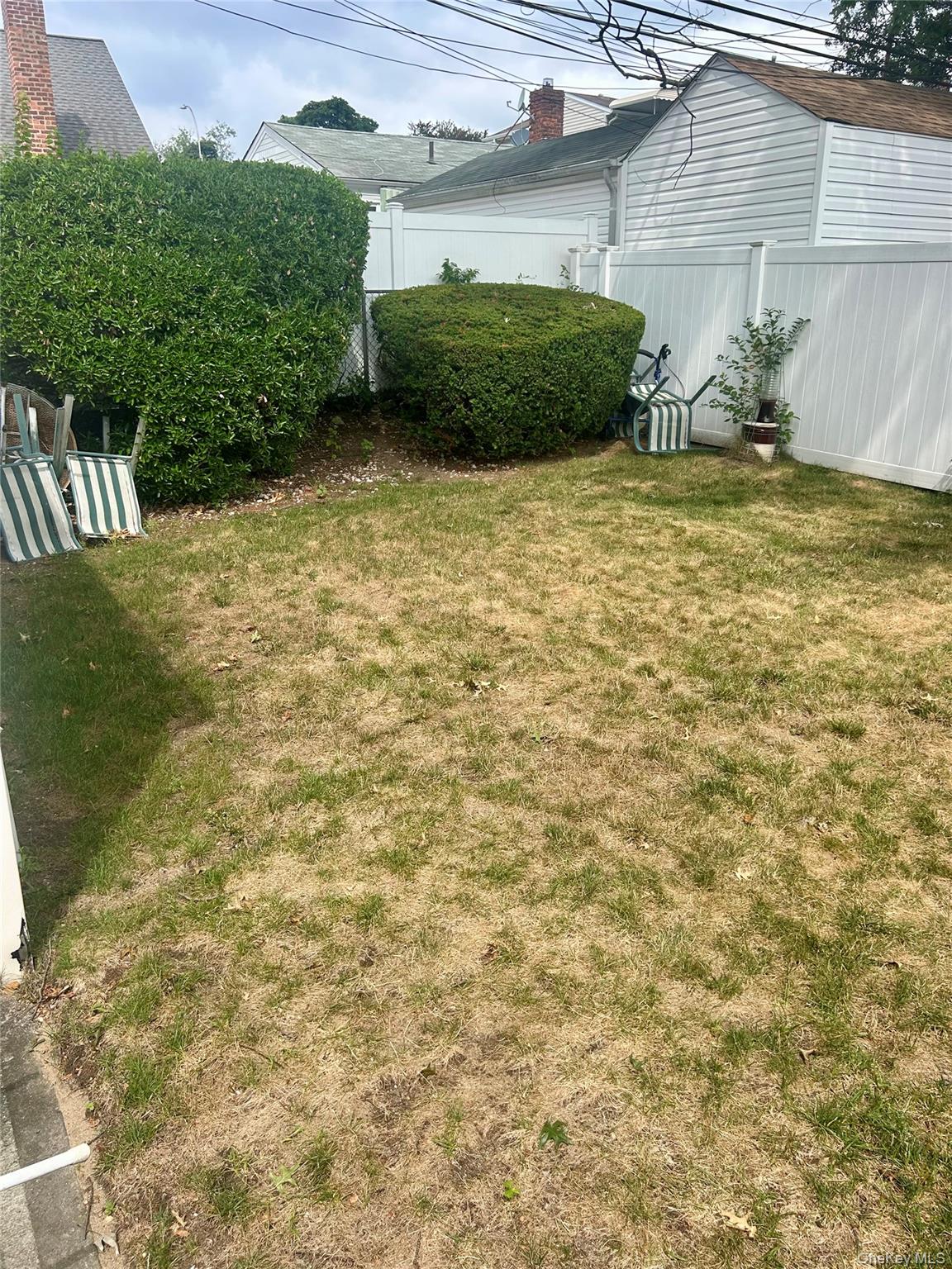 #10 photo, 121-18 238th Street, クイーンズ区 Laurelton , NY 11422