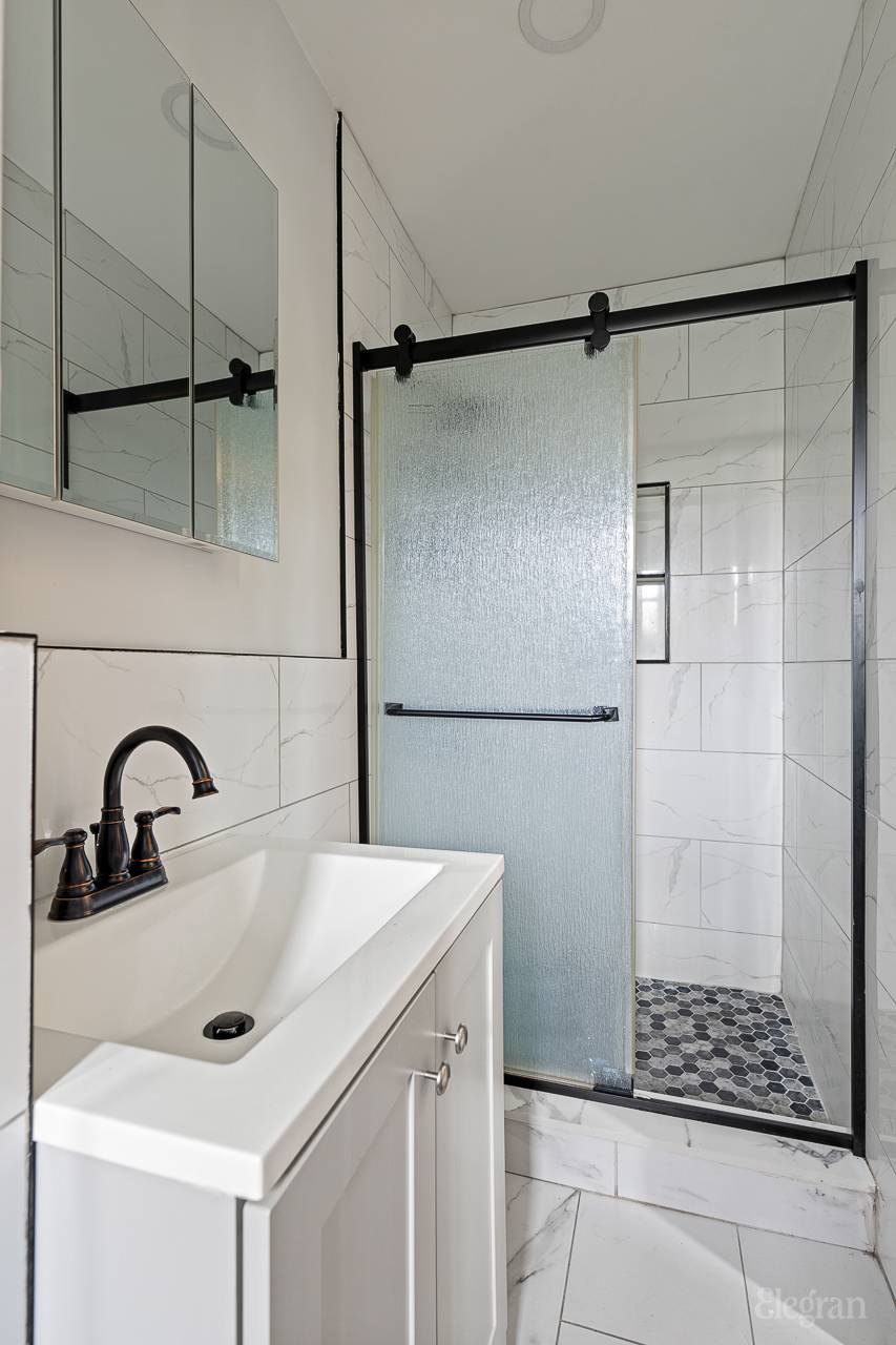 #18 photo, 60-89 54th Street, クイーンズ区 Ridgewood , NY 11378