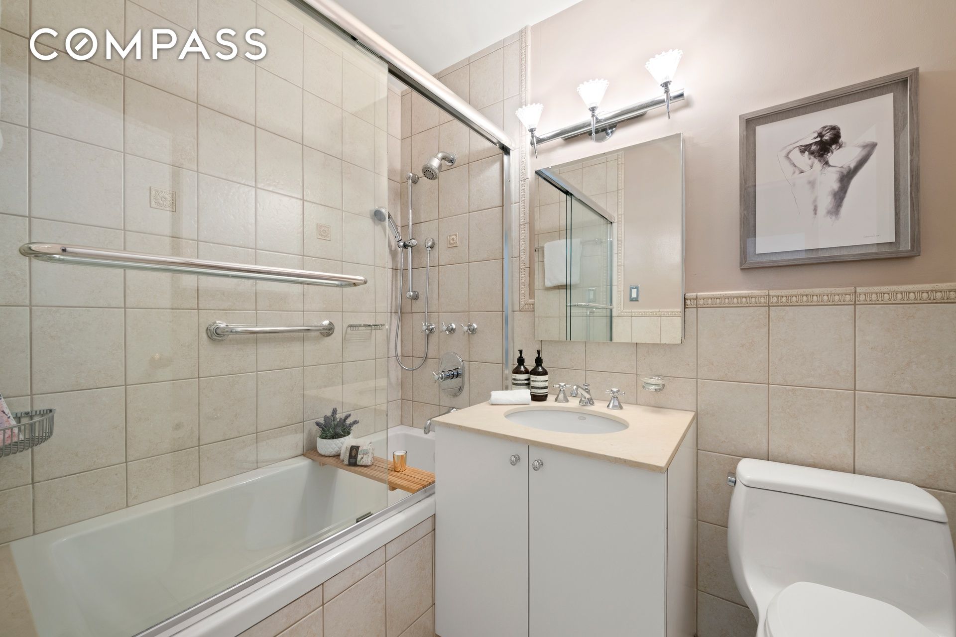 #12 photo, 20 E 9th Street, マンハッタン Greenwich Village , NY 10003